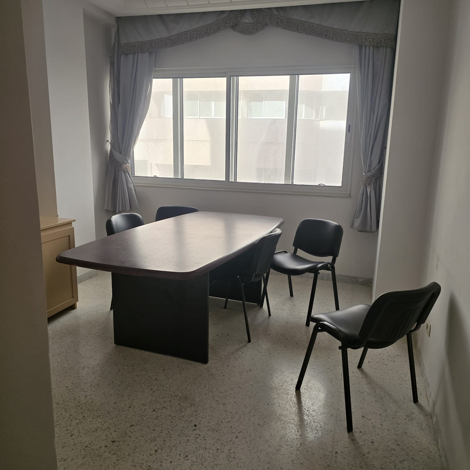 Sfax Ville Sfax El Jadida Vente Appart. 3 pices Appartement s plus 2 au 1er tage  sfax eljadida