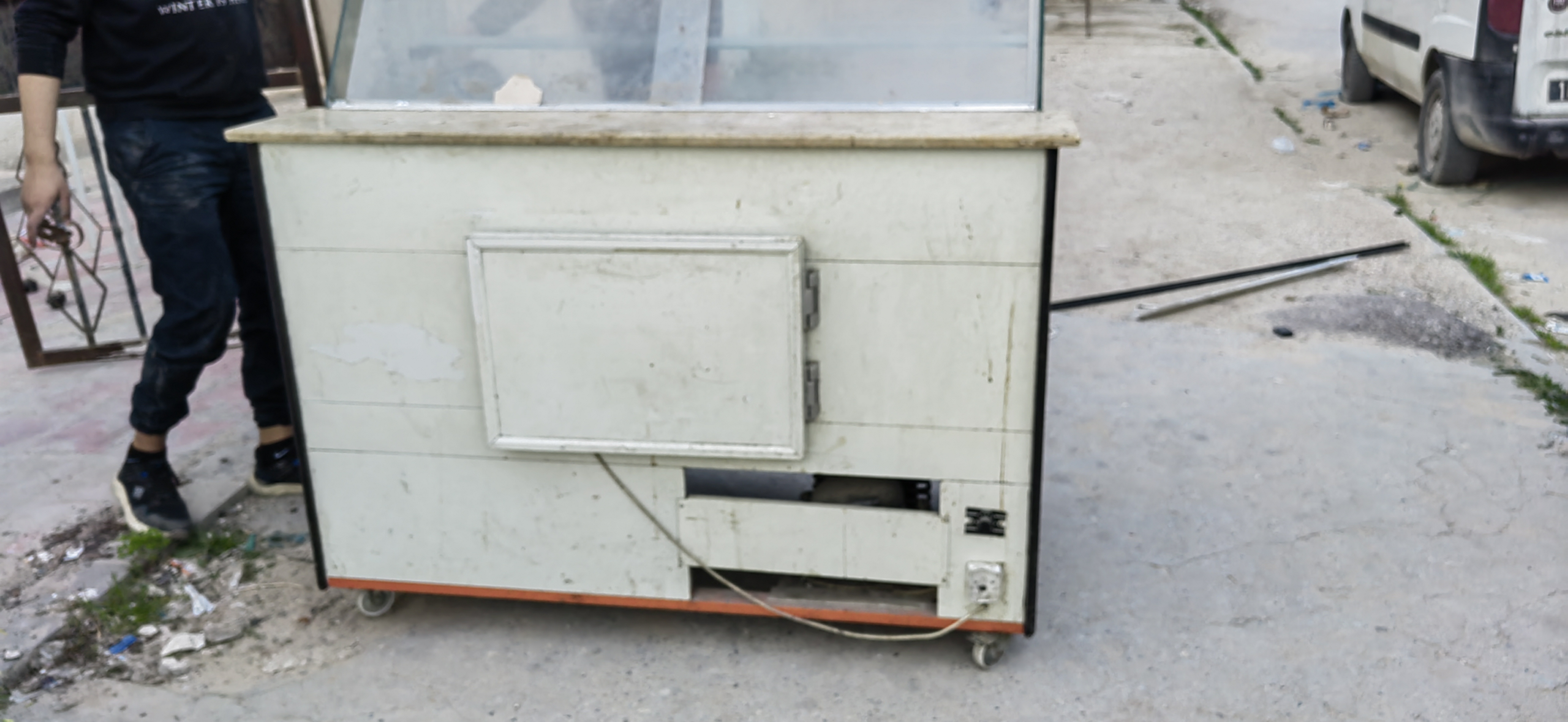 Raoued Cite El Ghazala 1 Autre Autre Frigo comptoir 1m 500
