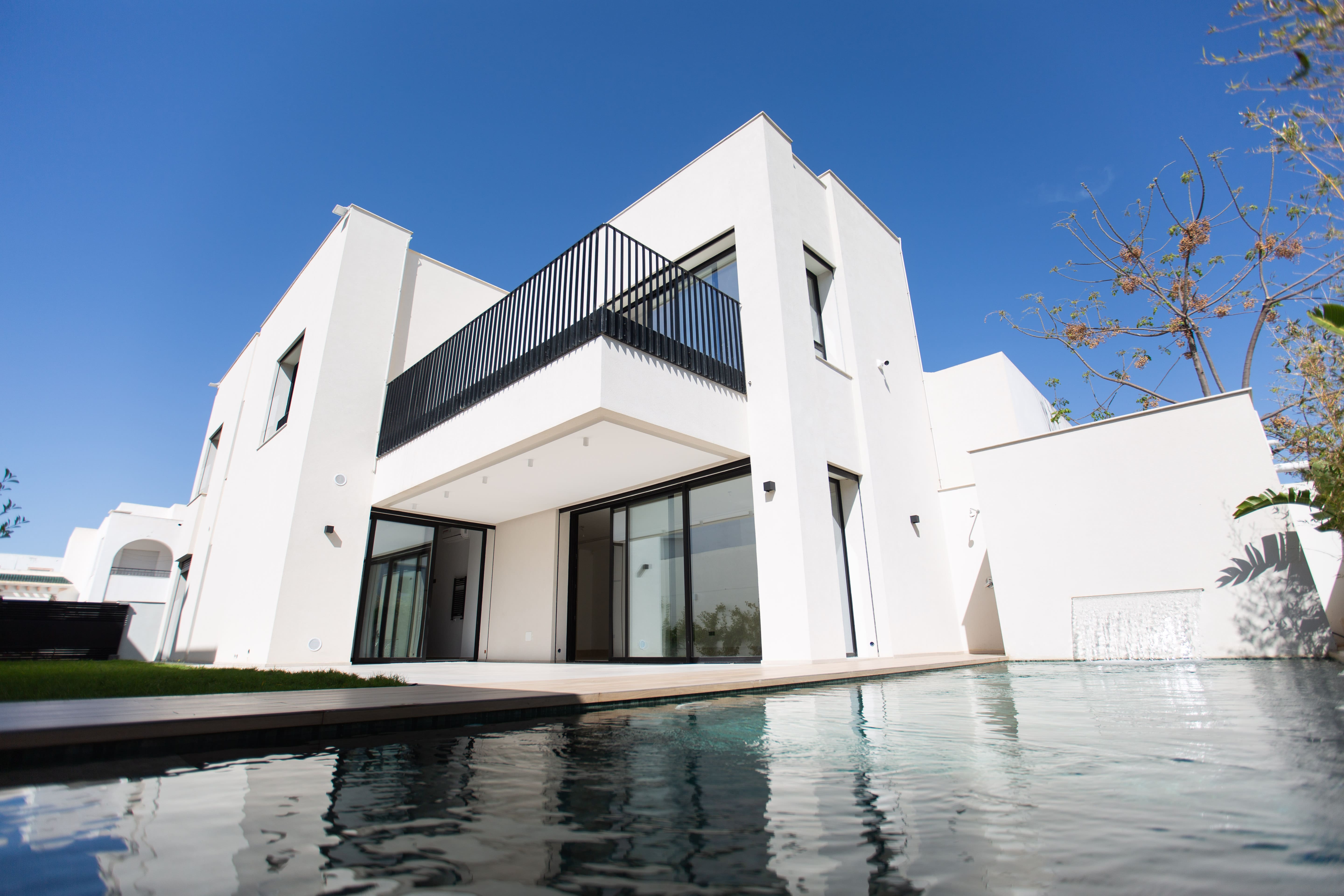 La Soukra La Soukra Vente Maisons Une splendide villa s4 avec piscine  la soukra