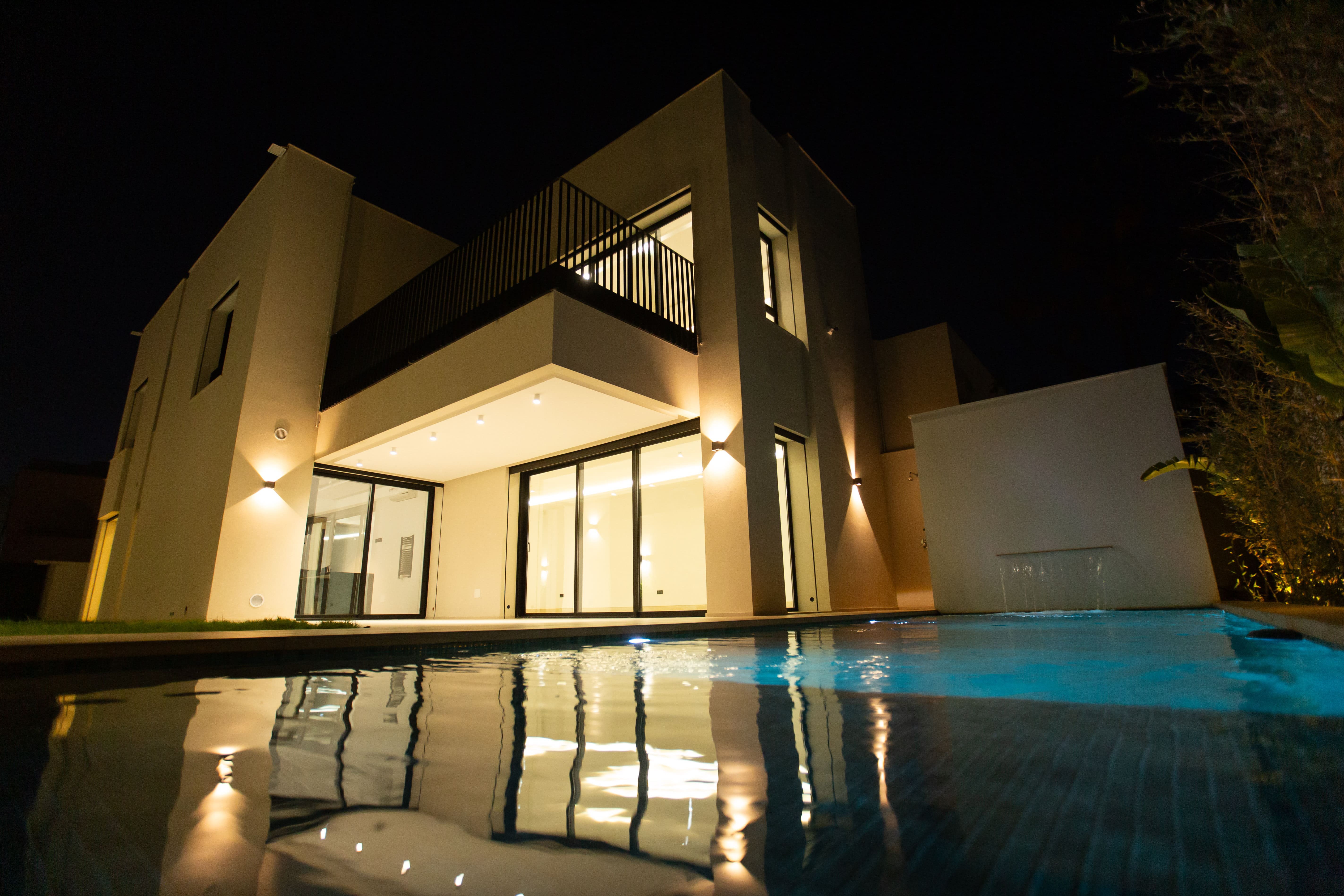 La Soukra La Soukra Vente Maisons Une splendide villa s4 avec piscine  la soukra