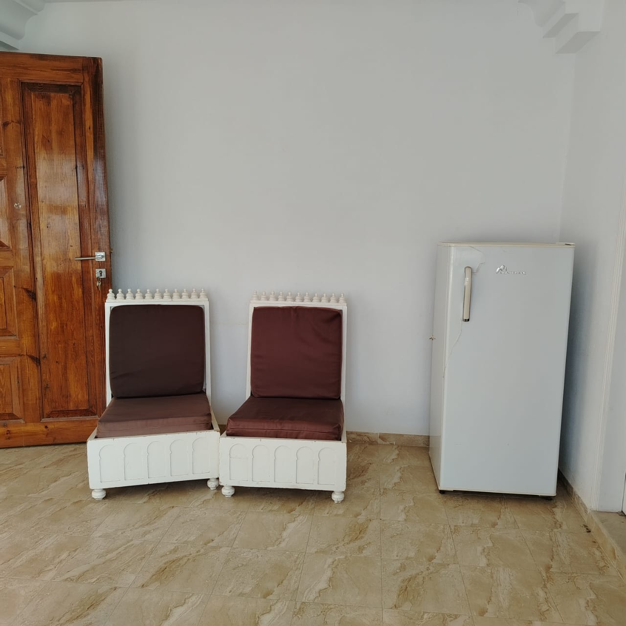 Sfax Est Cite El Wafa Location Appart. 1 pice Appartement  rte soukra km4 sfax meubl
