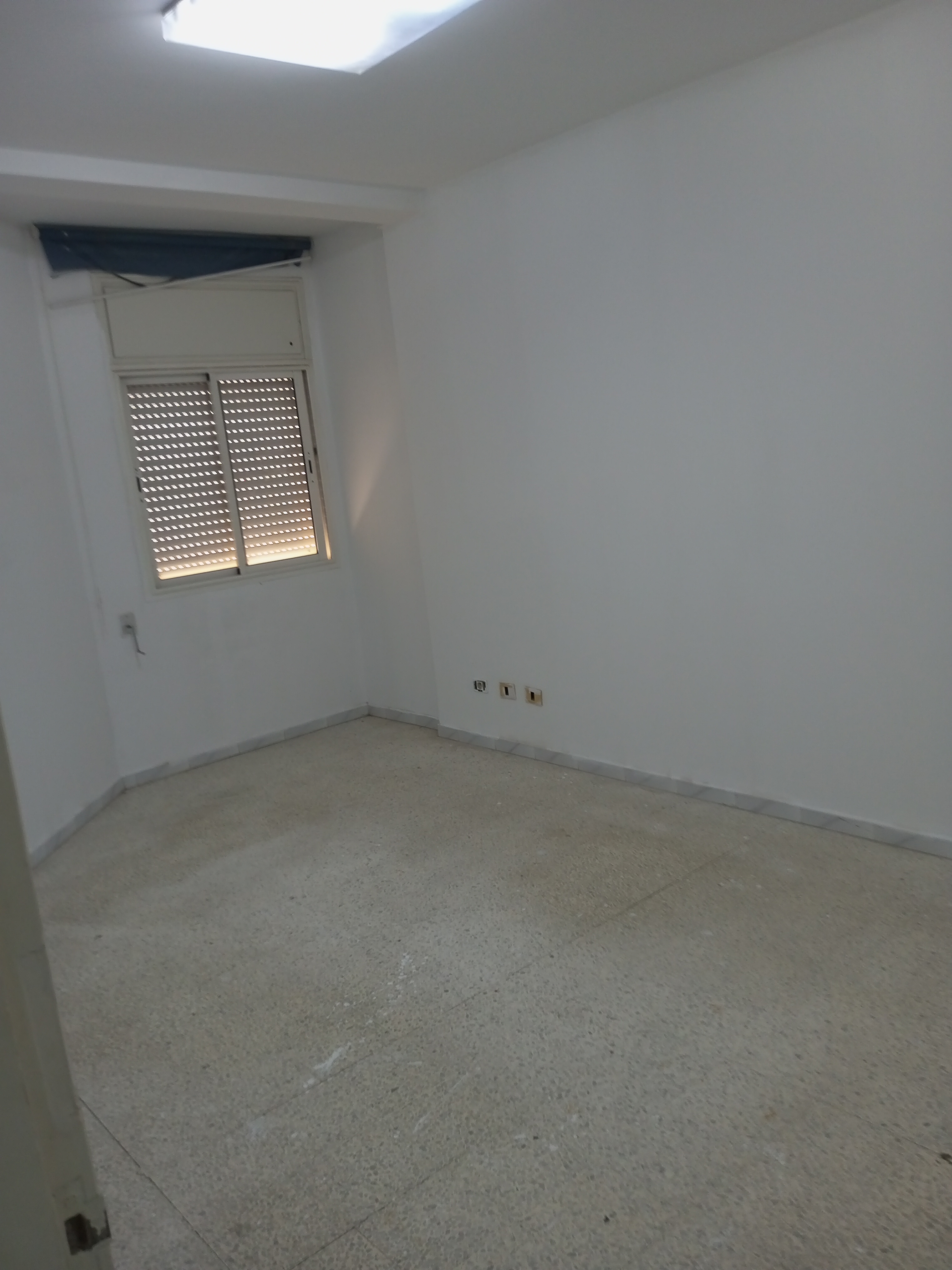 Sfax Ville Sfax Location Appart. 2 pices Bureau immeuble tamaris