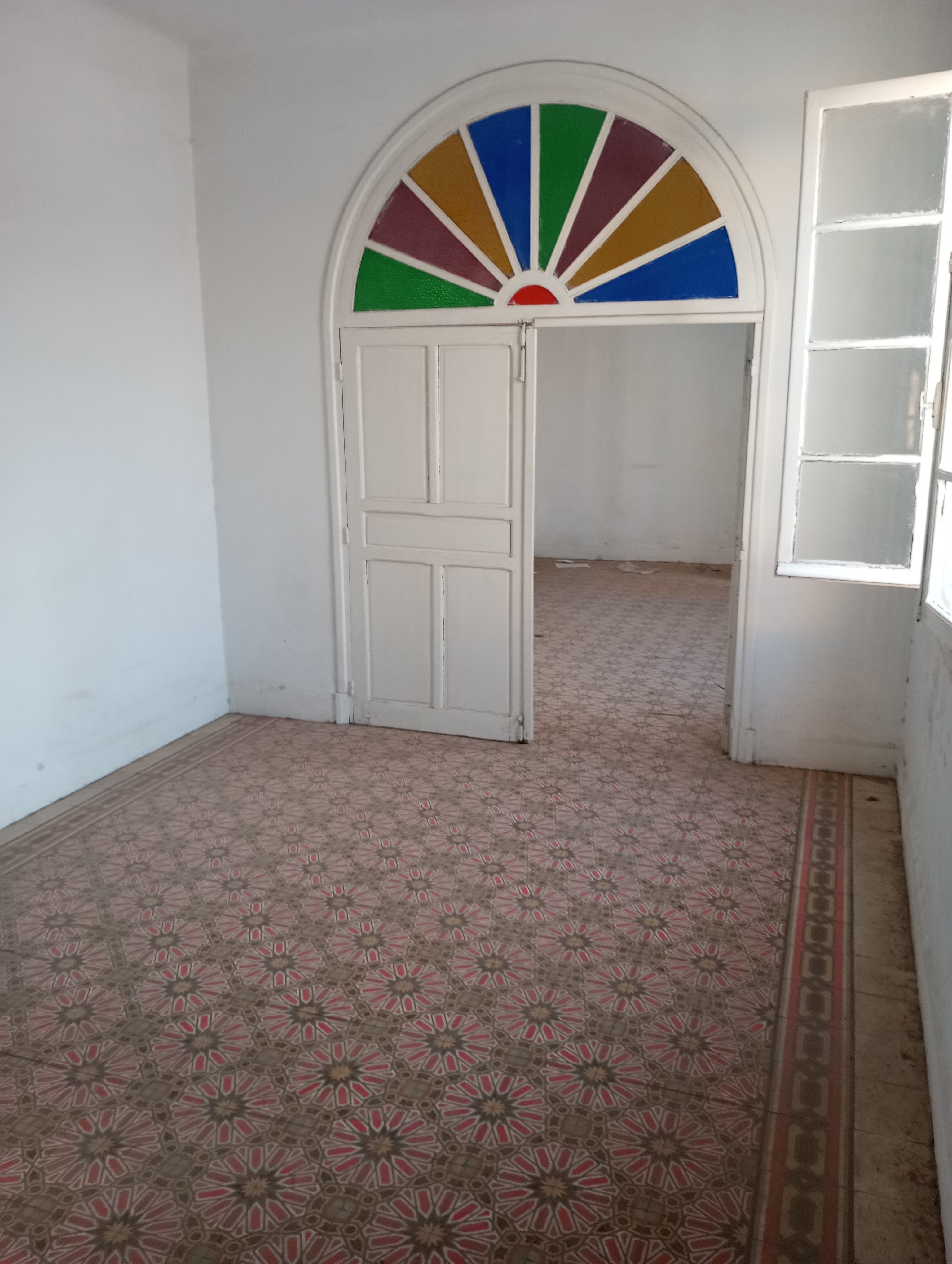 Bab Souika El Halfaouine Vente Maisons Maison arabe avec tage et local commercial