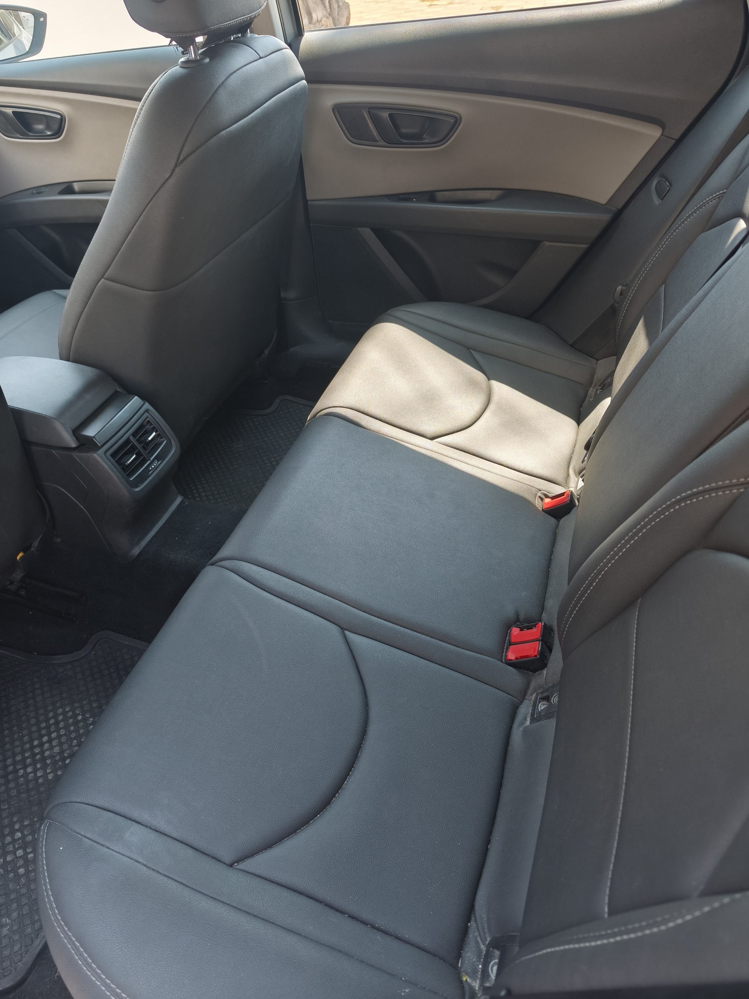Mahdia Mahdia Seat Leon Vends seat leon 2019