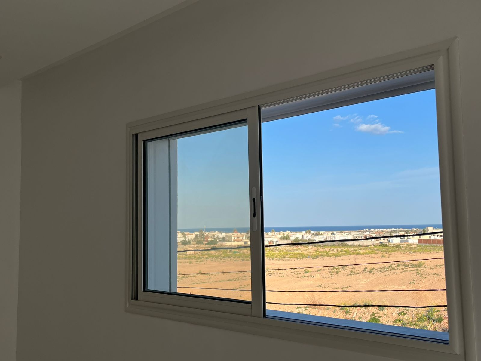 Gabes Sud Cite Hached Location Appart. 4 pices Spacieux appartement neuf