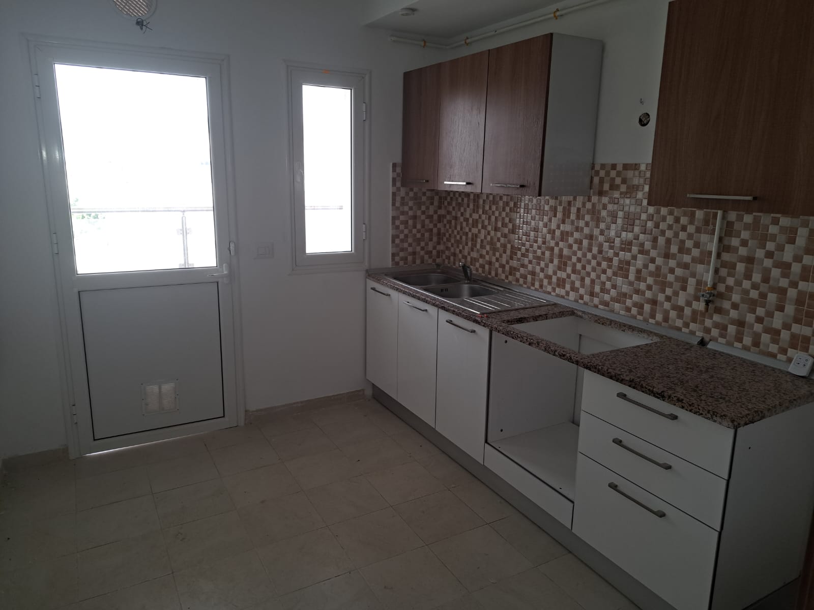 Hammam Chatt Borj Cedria Location Appart. 2 pices Superbe s2 residence avec ascenseur