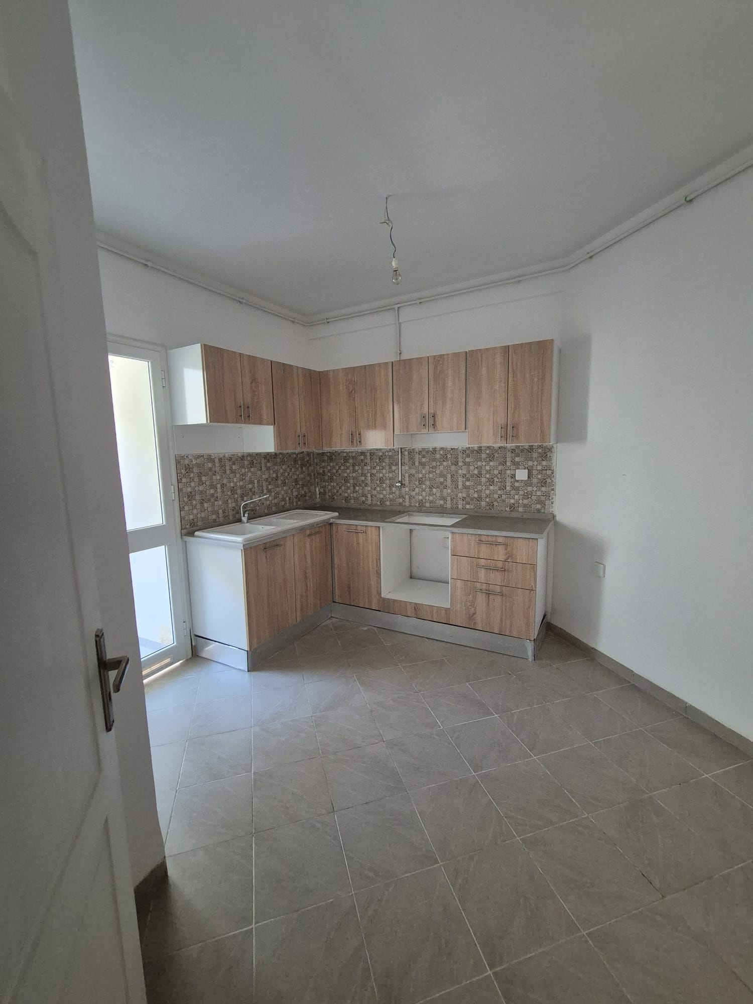 Oued Ellil Oued Ellil Location Appart. 2 pices Appartement s 2 oued elil chabaw
