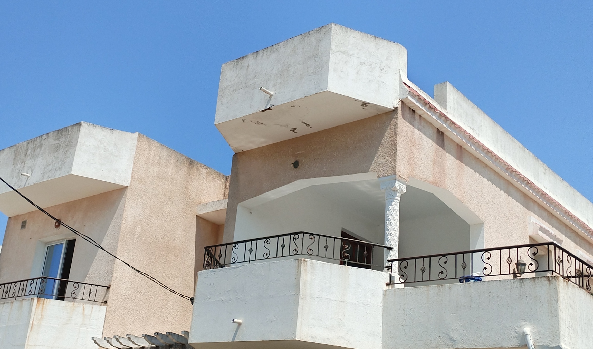Bizerte Sud Cite Militaire Location Appart. 4 pices Un bel tage de villa