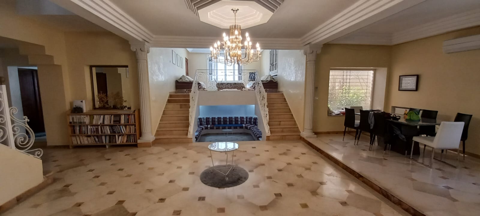 Ariana Ville El Menzah 8 Vente Autre Villa de luxe en pierre style moderne et marocain