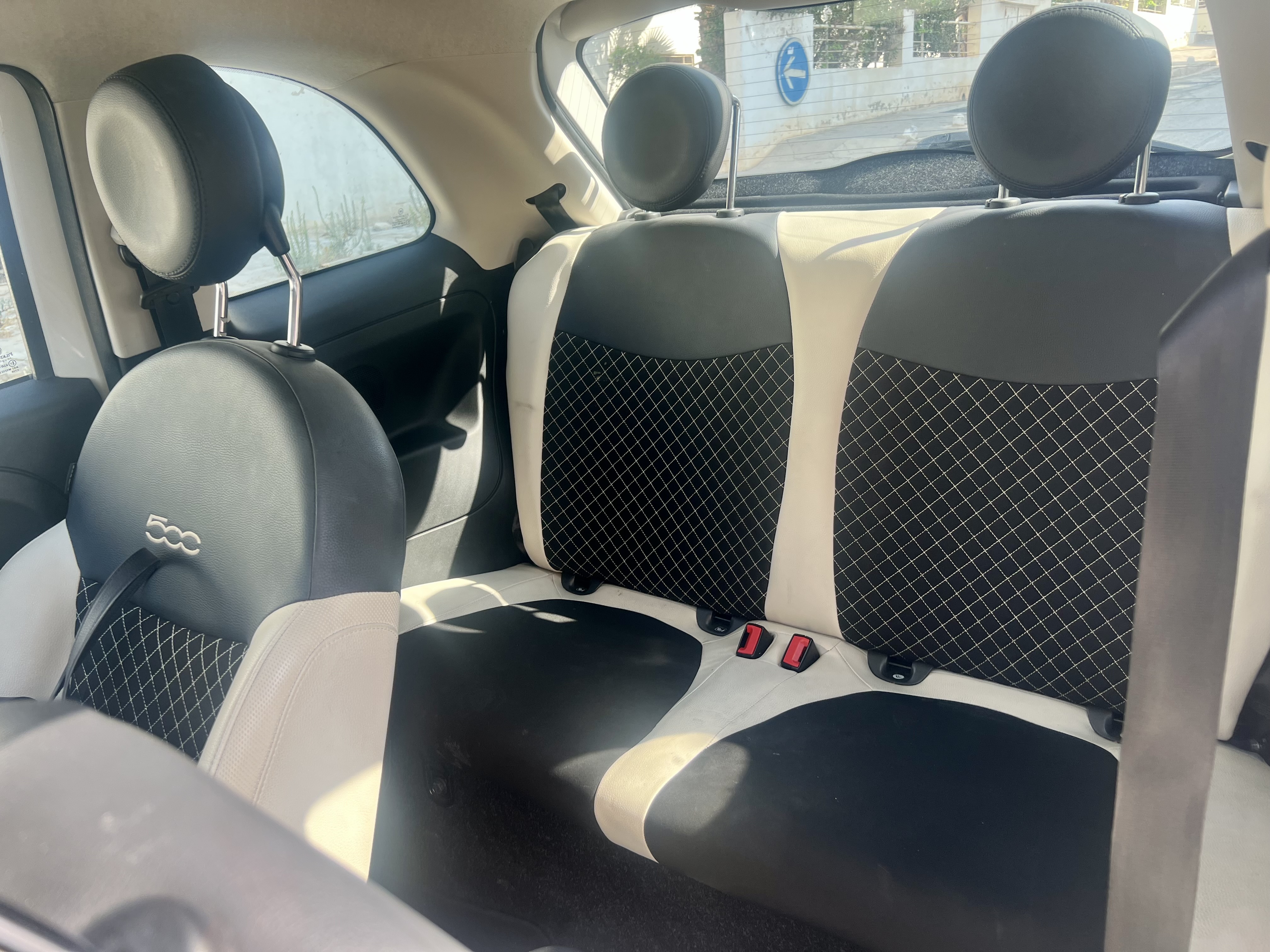 Mnihla Jardins d'el Menzah Fiat 500 Fiat 500 dolce vita
