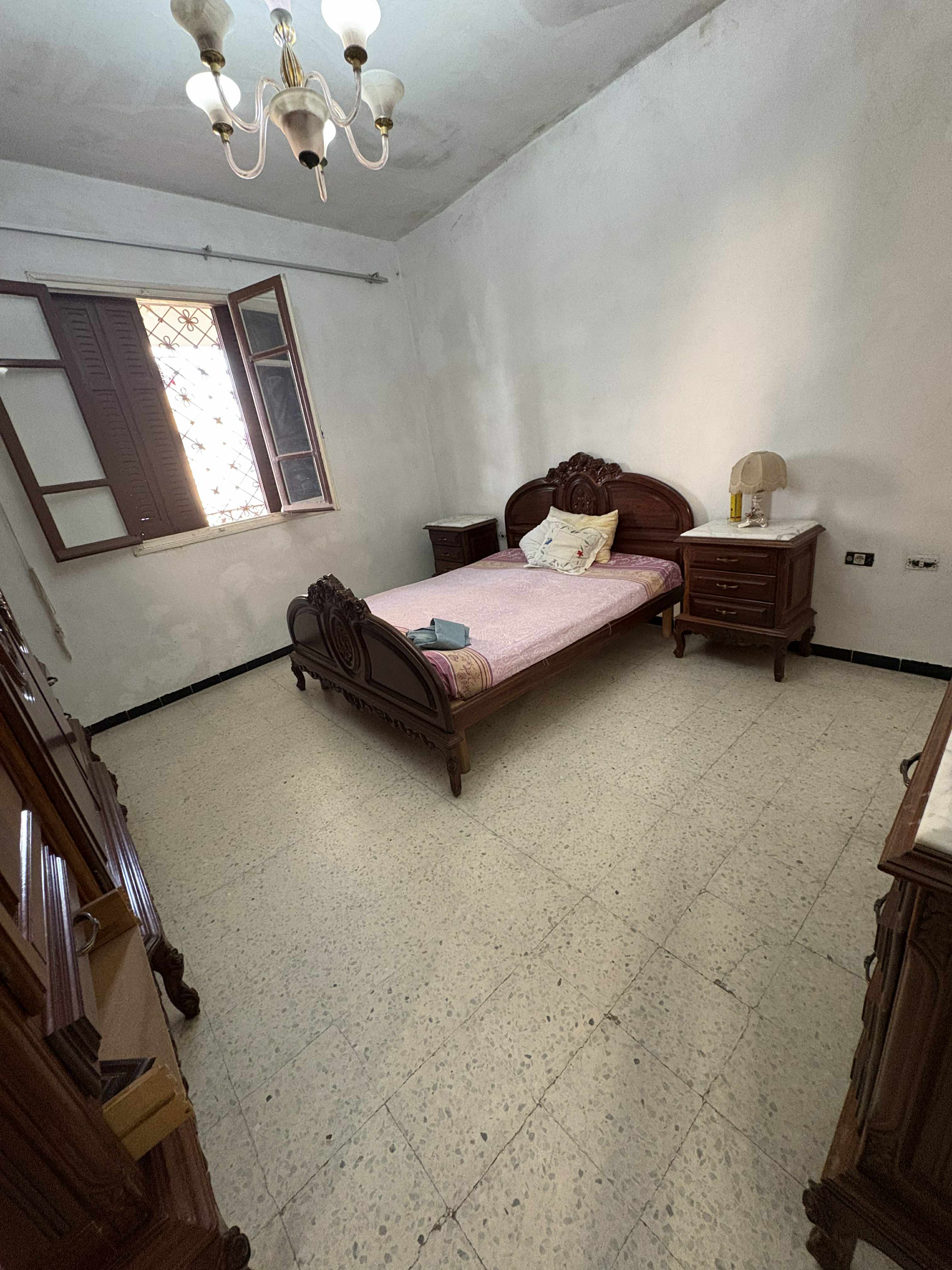 Le Bardo Le Bardo Location Appart. 4 pices Etage de villa s3 face gare bab saadoune
