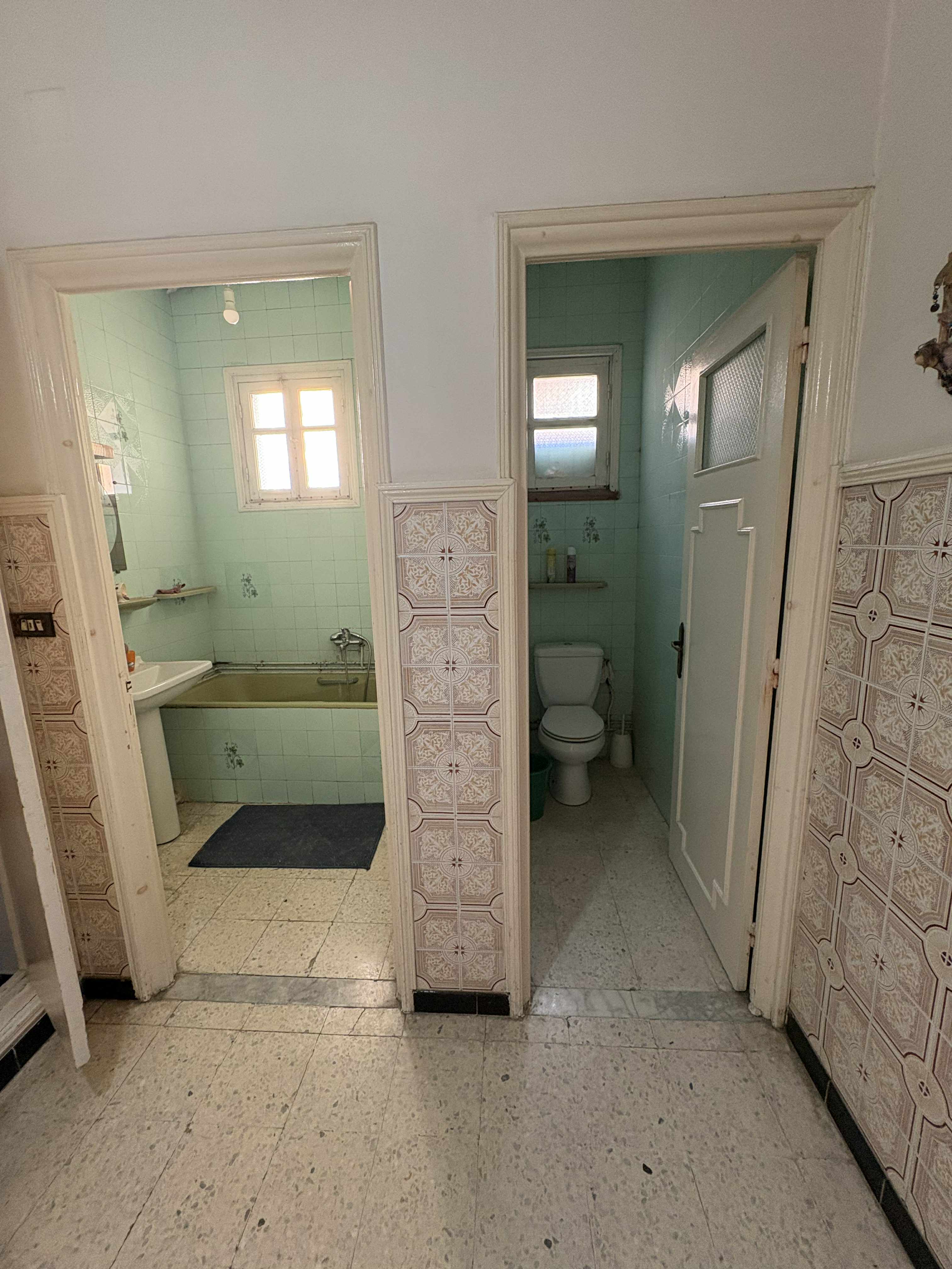 Le Bardo Le Bardo Location Appart. 4 pices Etage de villa s3 face gare bab saadoune