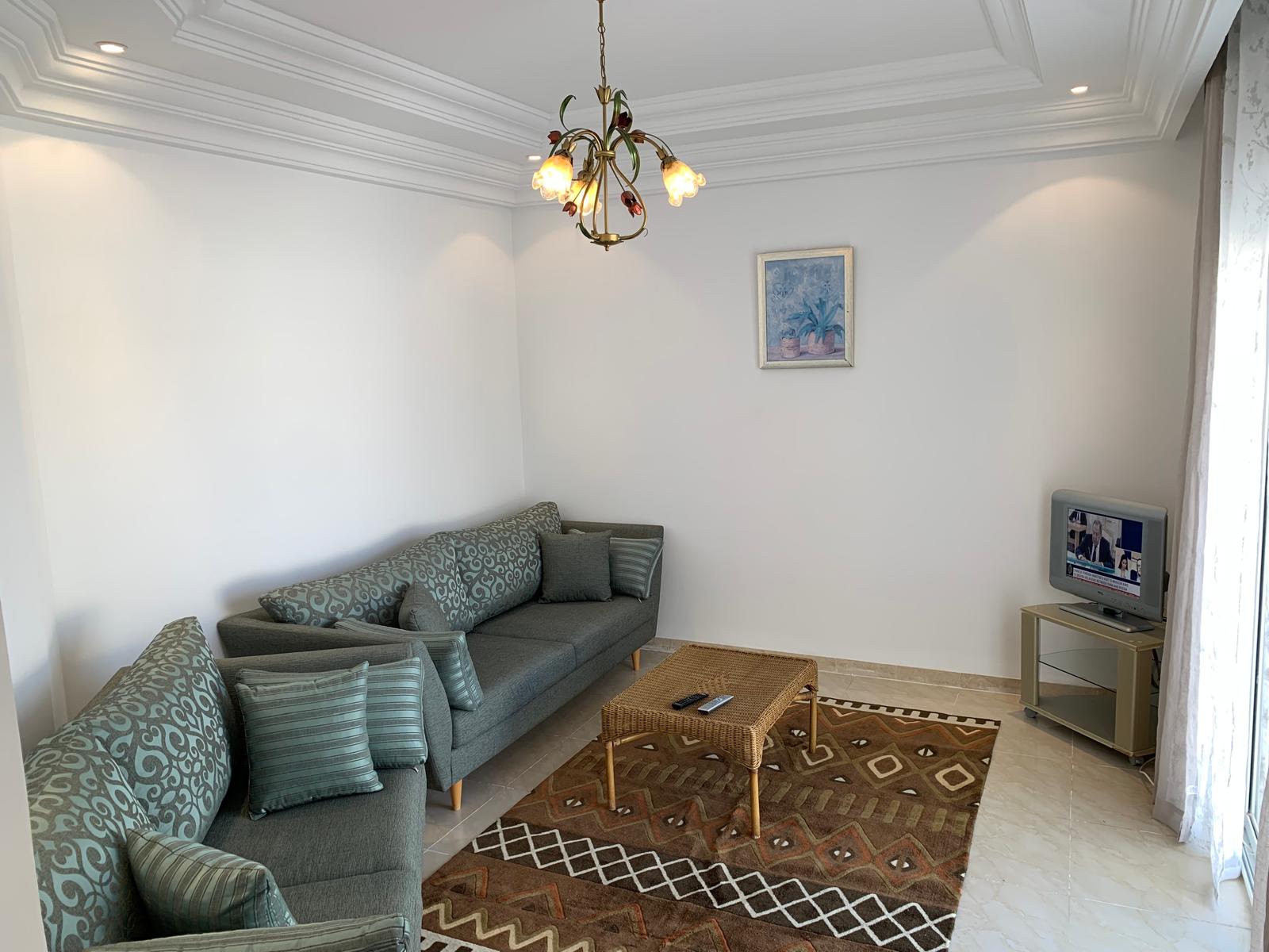 Ariana Ville El Menzah 6 Location Appart. 2 pices Tres beau etage villa