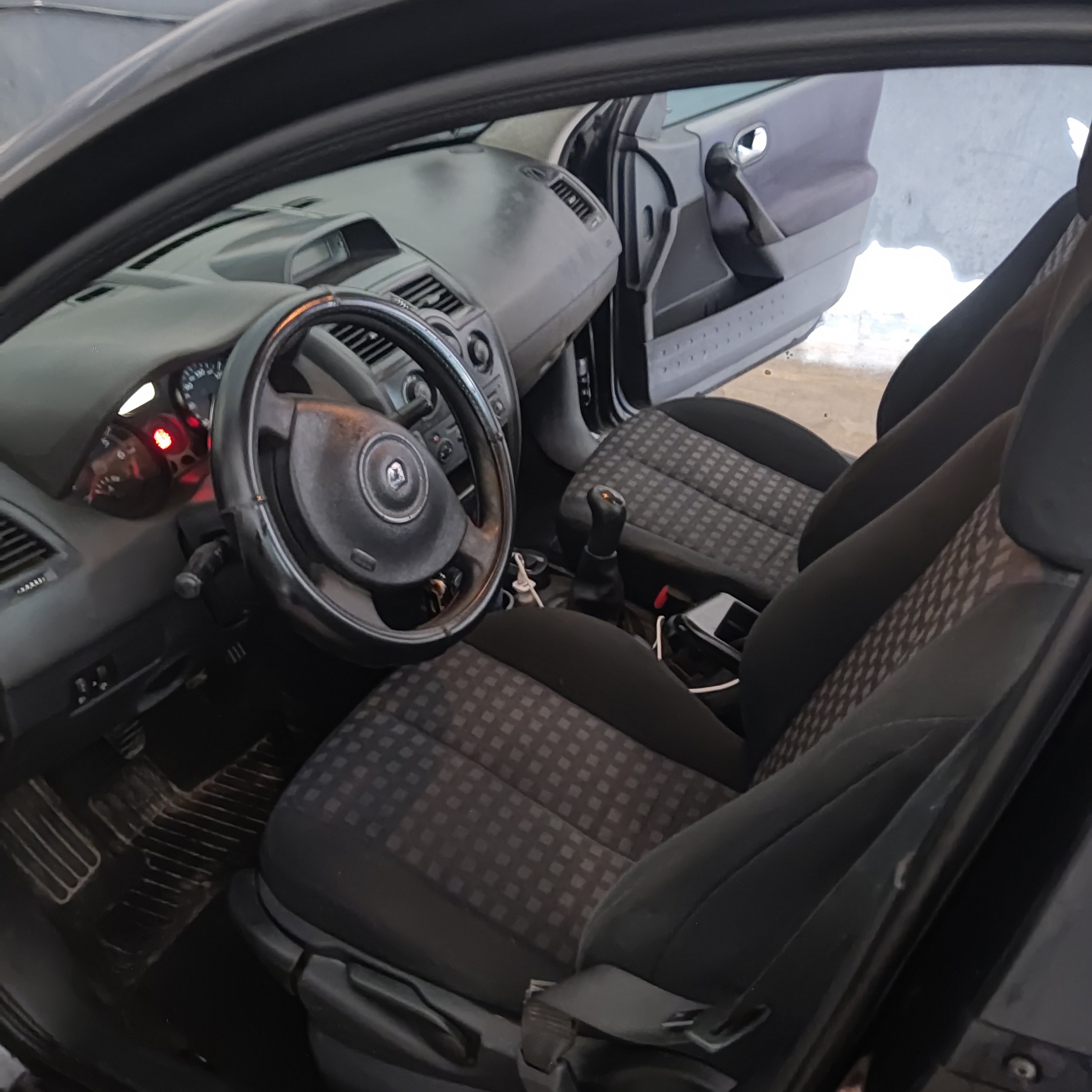 Hammamet Hammamet Renault Megane 982excellente mgane  deux  tout d'origine