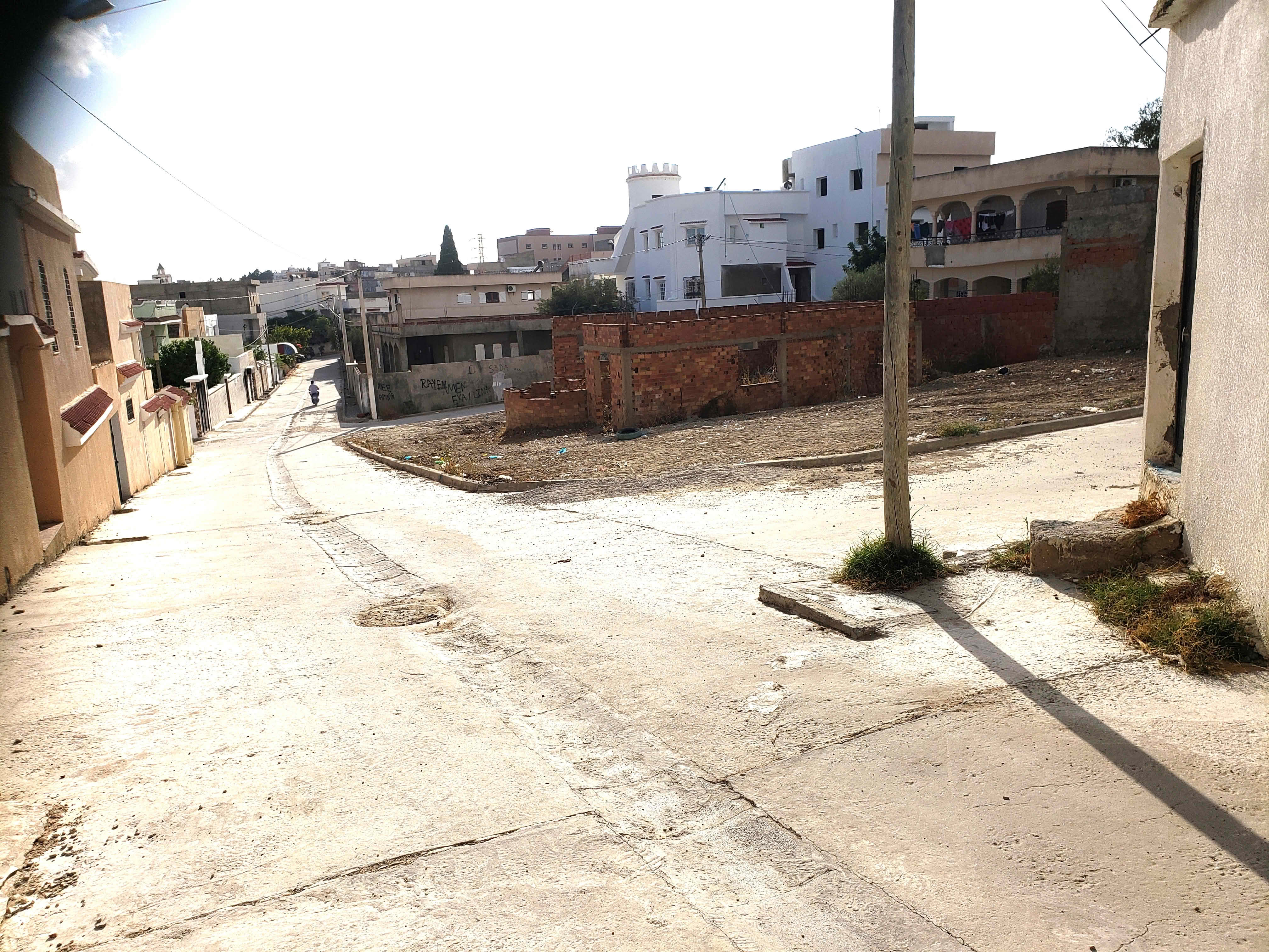 Menzel Jemil Menzel Abderrahman Terrain Terrain nu Terrain a btir en centre ville