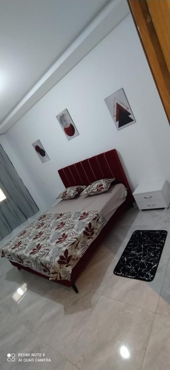 La Marsa El Aouina Vente Appart. 2 pices Appt splus 1 au rdc   lwahat