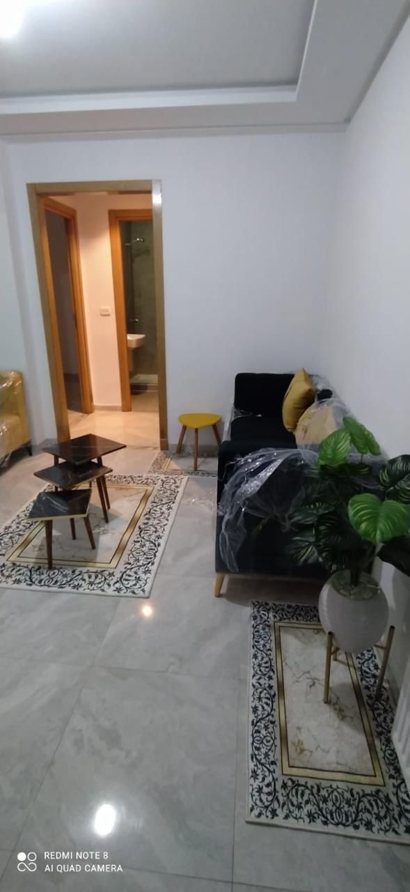 La Marsa El Aouina Vente Appart. 2 pices Appt splus 1 au rdc   lwahat