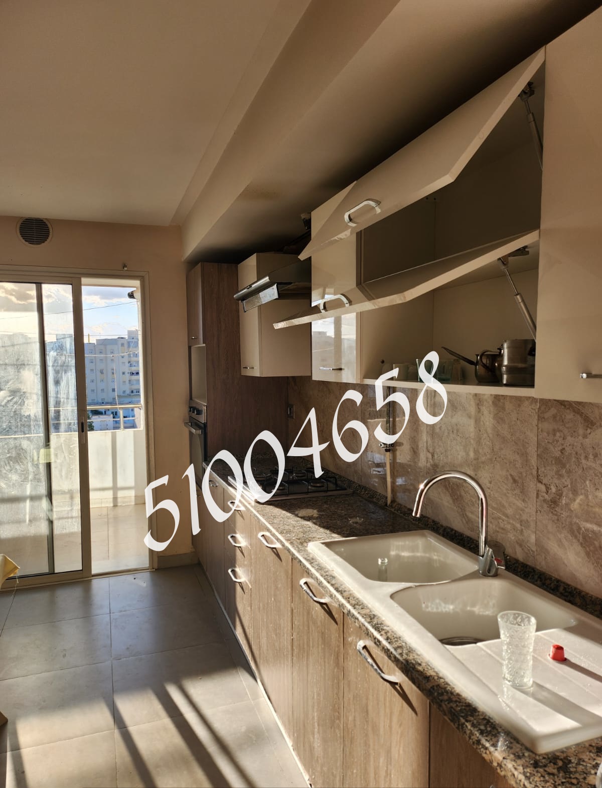 La Marsa El Aouina Location Appart. 2 pices S plus 2 meuble cite wahat aouina