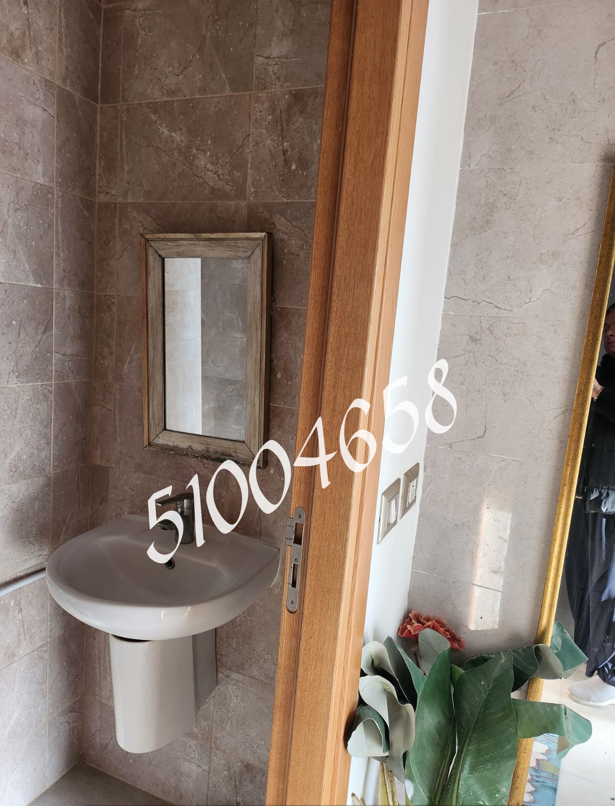 La Marsa El Aouina Location Appart. 2 pices S plus 2 meuble cite wahat aouina