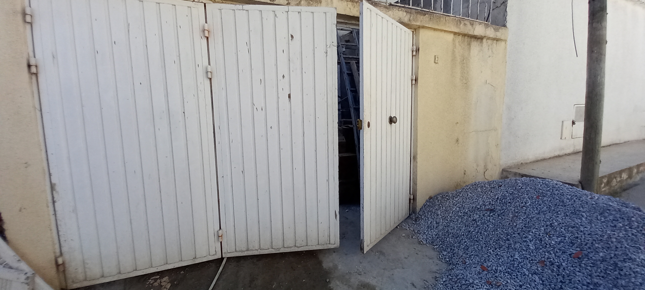 El Menzah El Manar 1 Autre Autre Portail de garage  blind galvanis