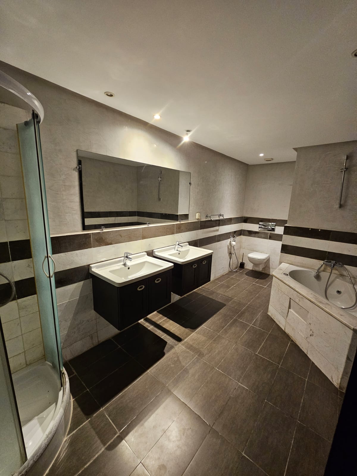 La Marsa Berge Du Lac Location Duplex Duplex luxueux au lac deux prs tunisia mall