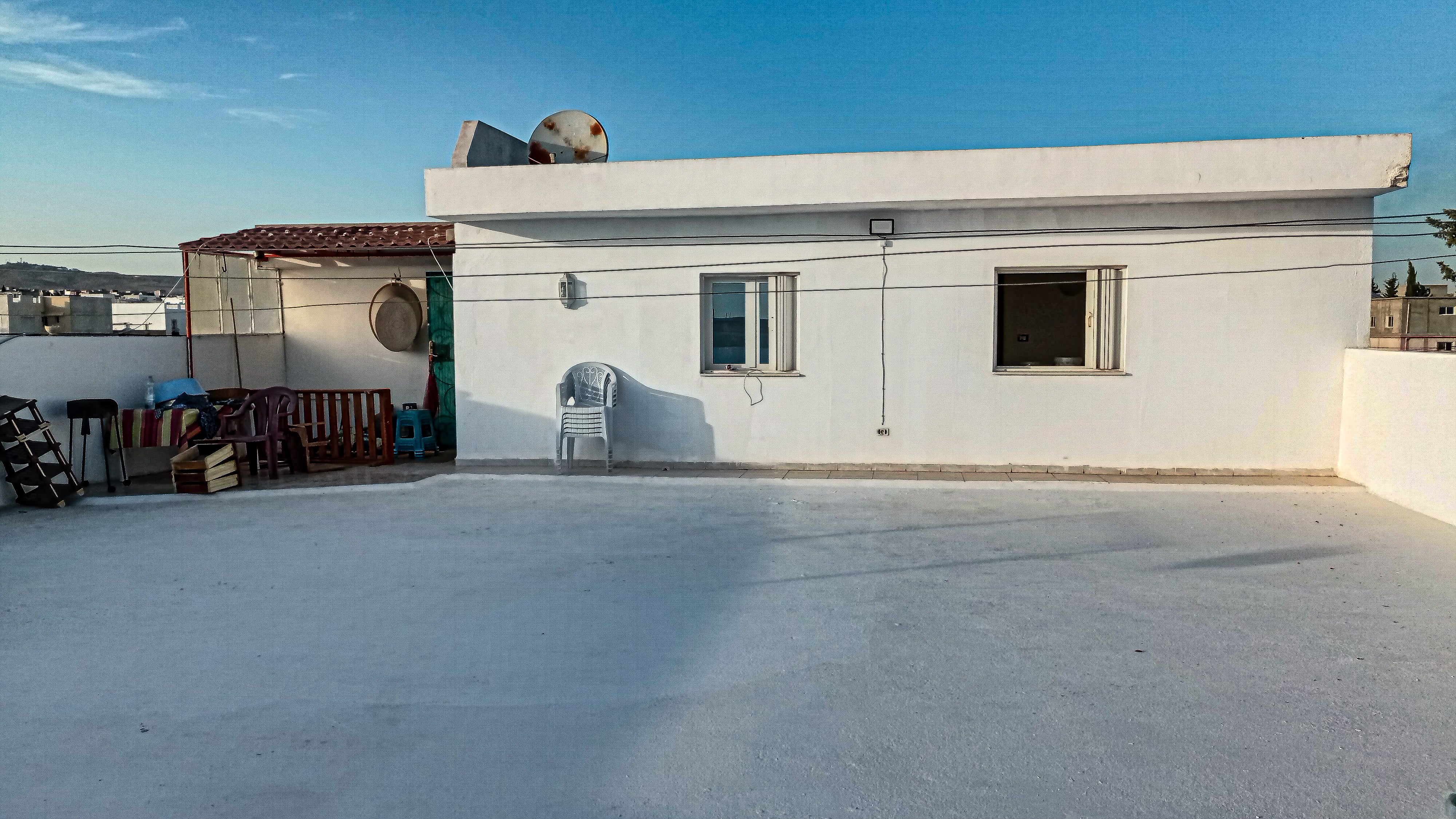 Mannouba La Mannouba Location Appart. 2 pices Studio meubl  2p et hall
