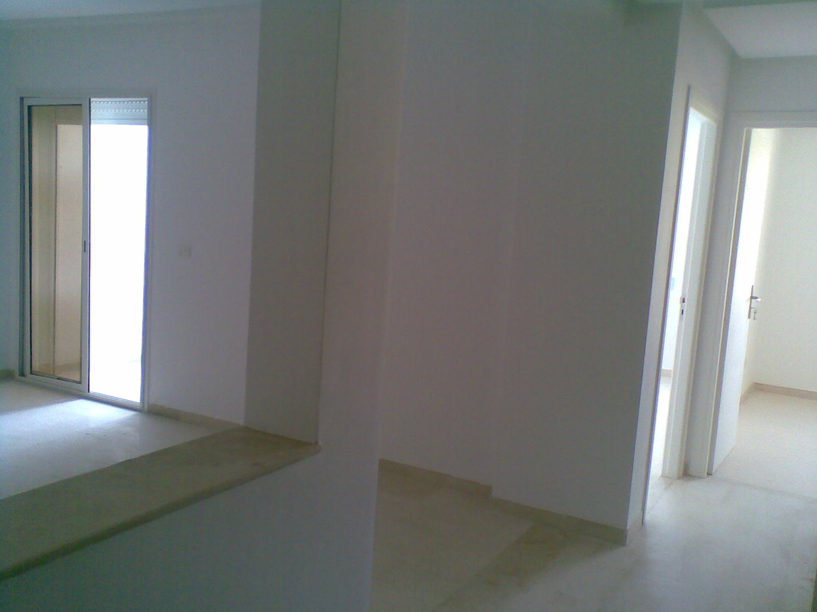 La Soukra Borj Louzir Location Appart. 3 pices S plus 2 spacieux  borj louzir