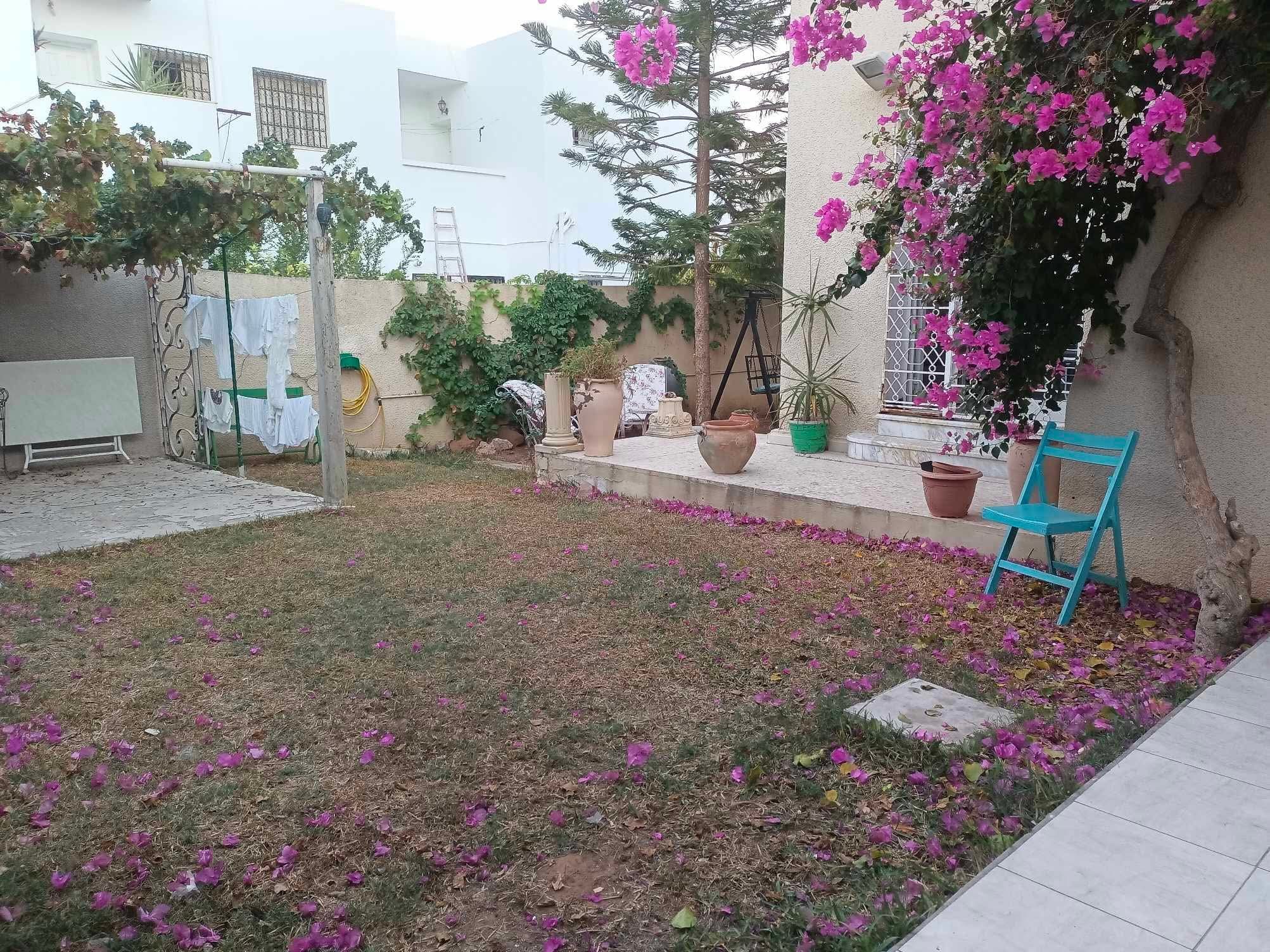 Ariana Ville El Menzah 5 Location Maisons Rdc de villa au menzah 5