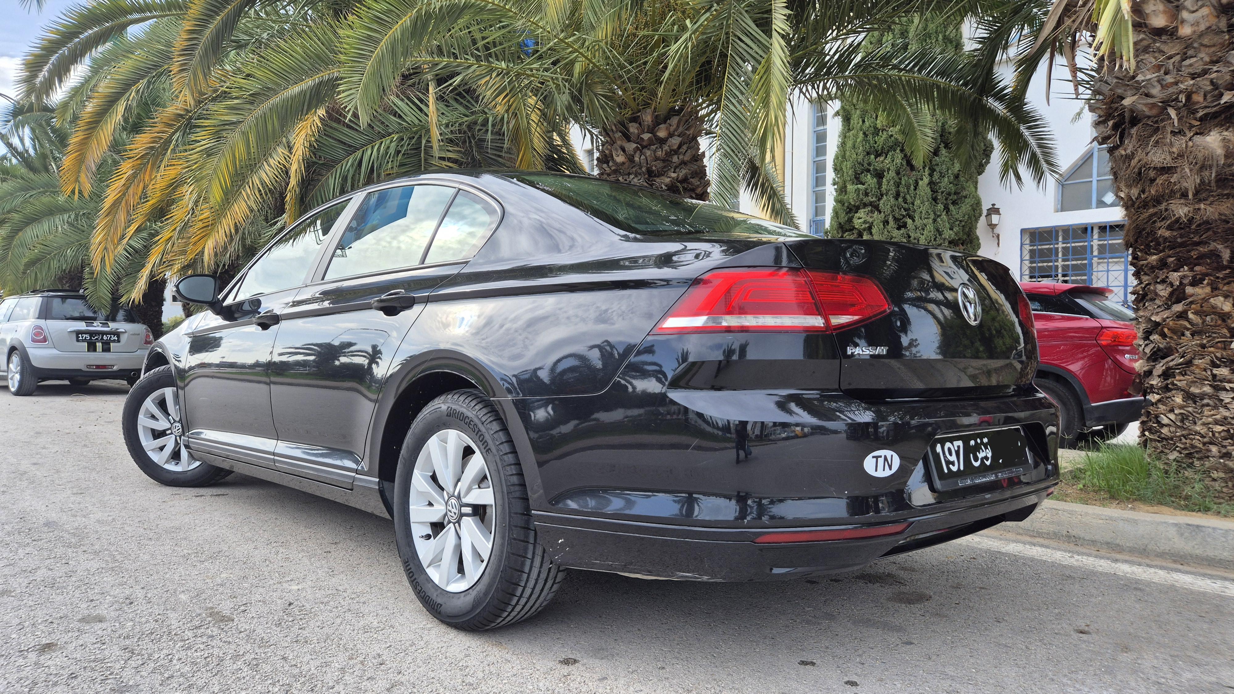 La Marsa Gammart Volkswagen Passat Passat super propre et faible kilometrage