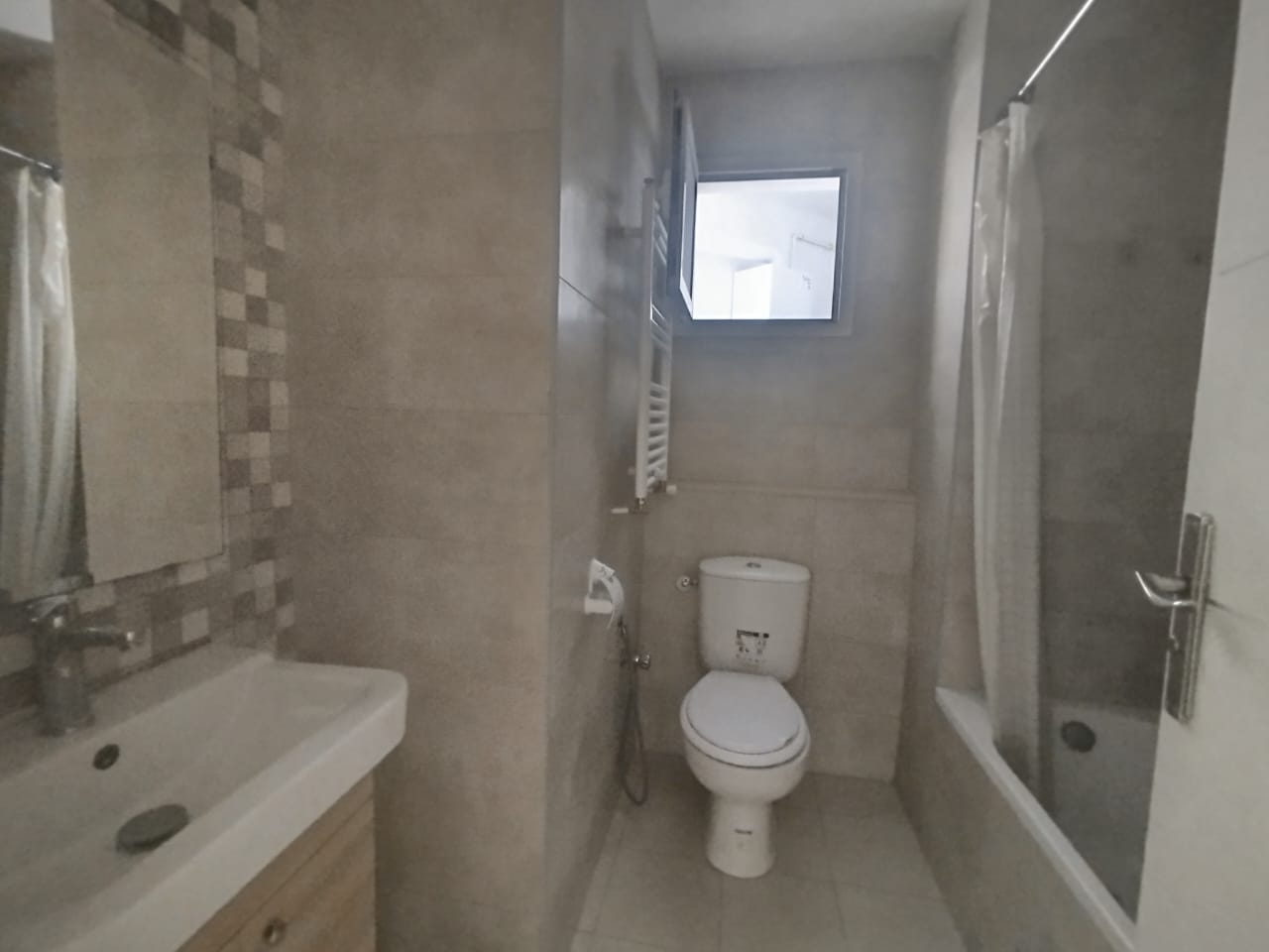 Raoued Cite Ennkhilet Location Appart. 2 pices Appartement s2  nkhilette
