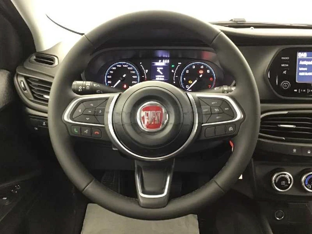 Ariana Ville Cite Ennasr 2 Fiat Tipo Fiat tipo 5chv