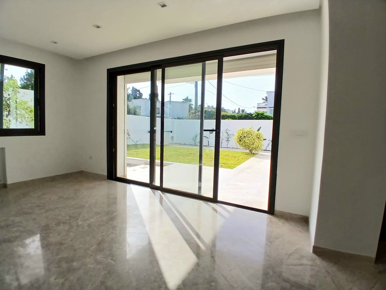 La Marsa Marsa Ennassim Location Maisons La marsa rez de chausse neuf haut standing