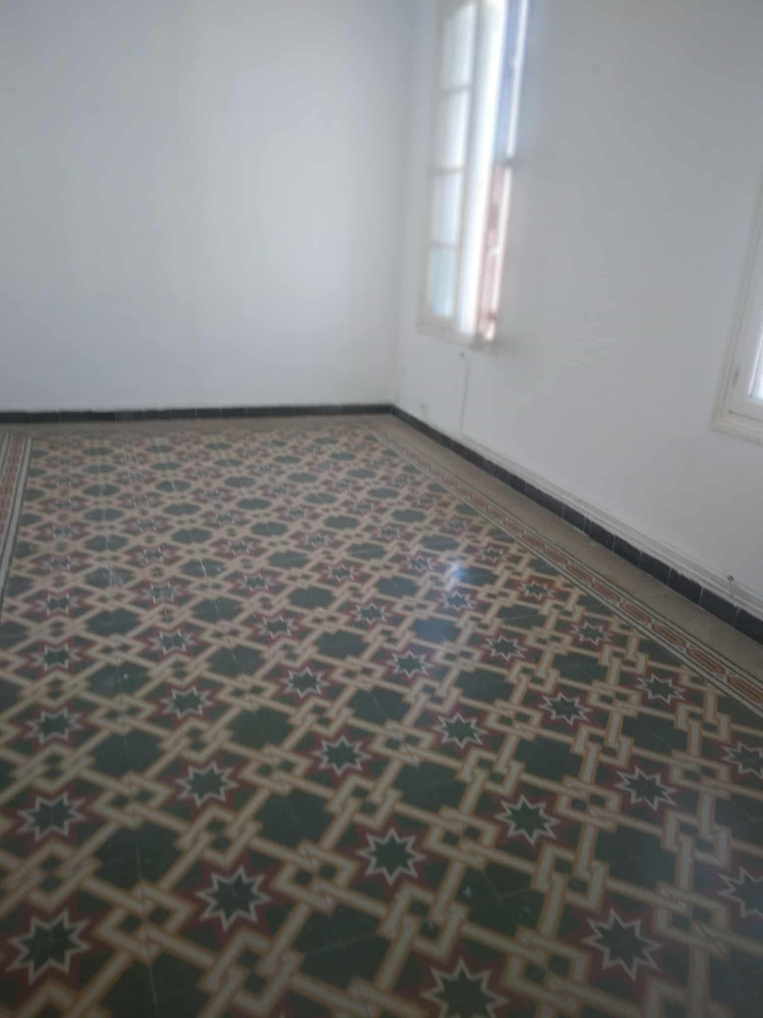 Bab Bhar Bab Bhar Location Appart. 2 pices Appt hall 3 trs propre prs rue de rome