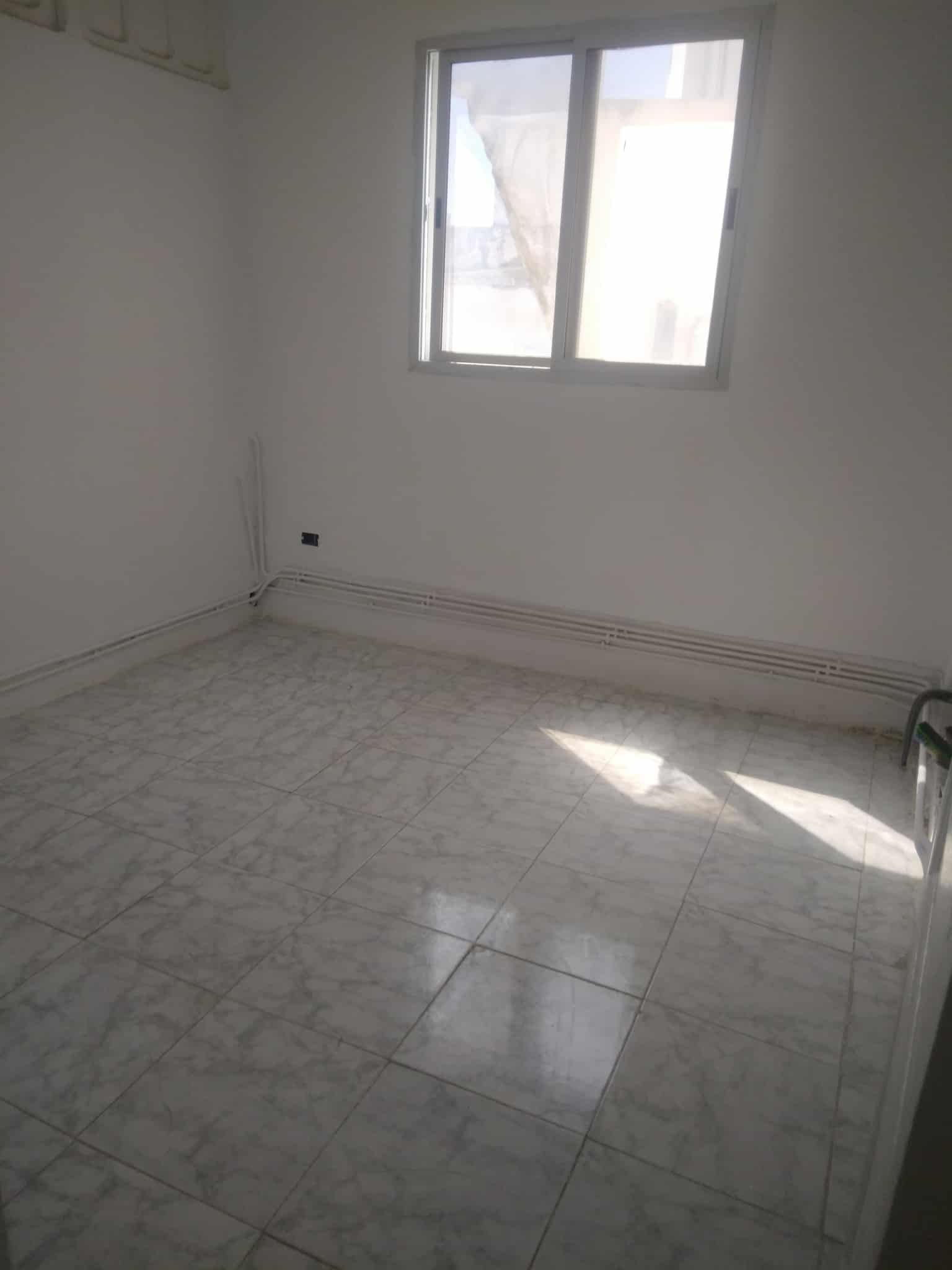 Bab Bhar Bab Bhar Location Appart. 2 pices Appt hall 3 trs propre prs rue de rome