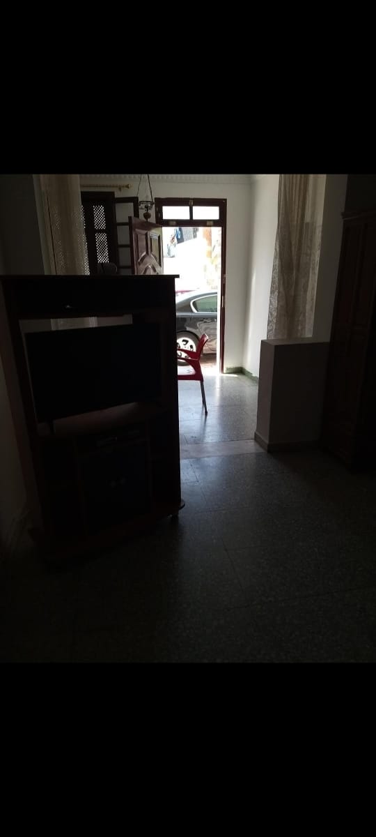 Cite El Khadra Cite El Khadra Location Appart. 1 pice Studio s0 trs propre meubl a cit khadhra