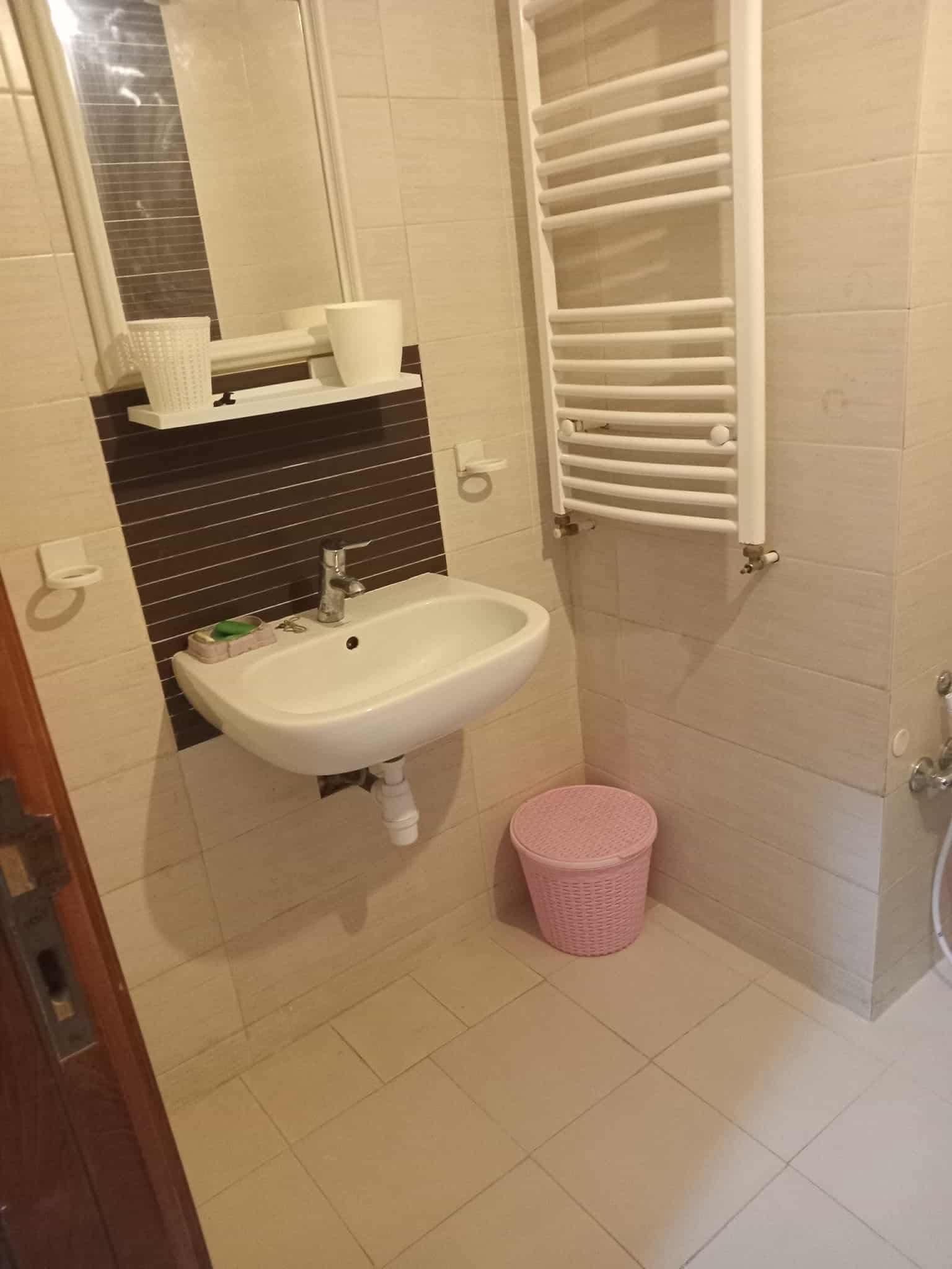 Mannouba Denden Location Appart. 3 pices S2 haut standing meuble pres station mtro denden