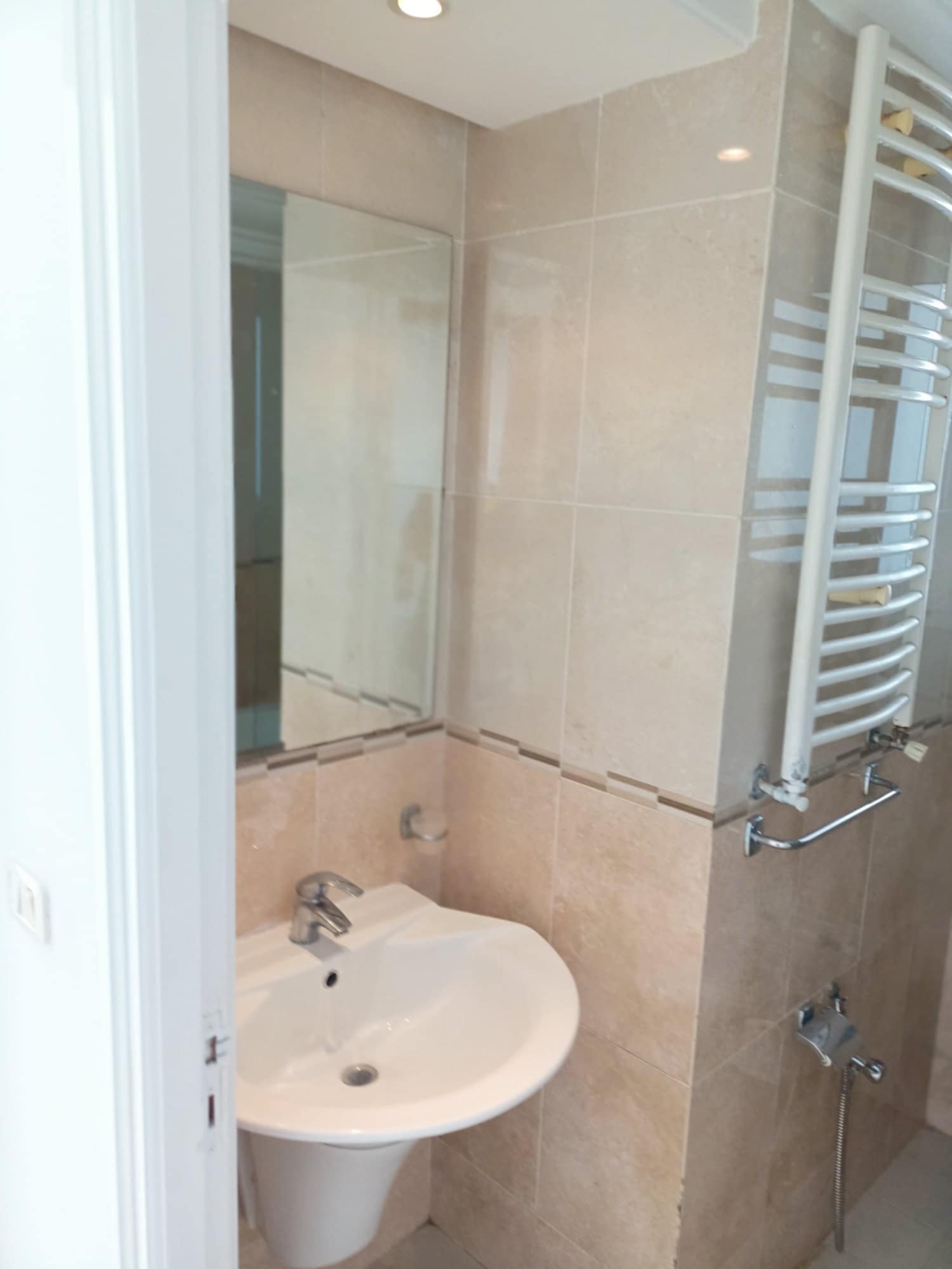 Cite El Khadra Zone urbaine nord Location Appart. 3 pices S2 zone urbaine nord