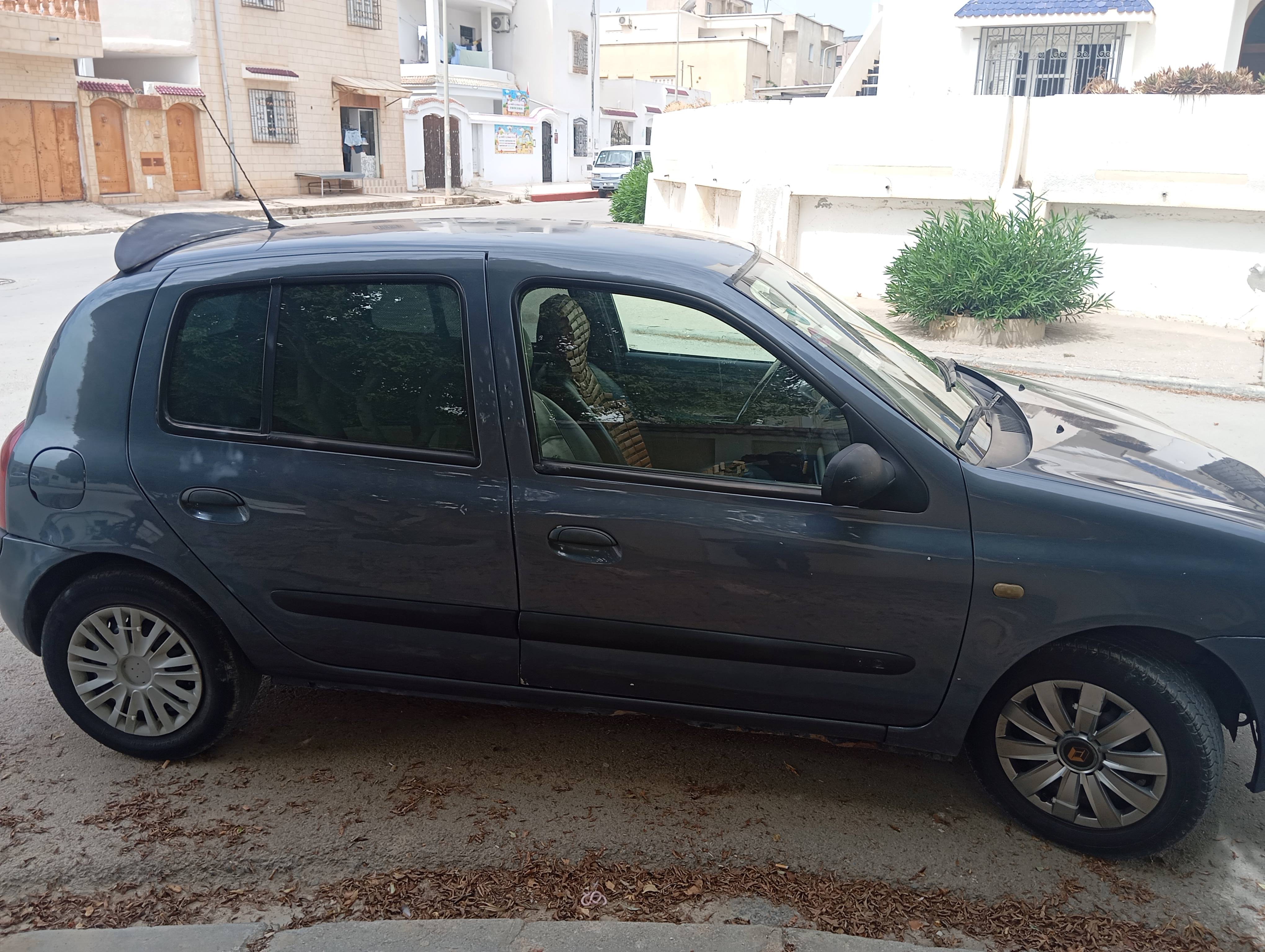 Hammam Chatt Borj Cedria Renault Clio Forzatayara