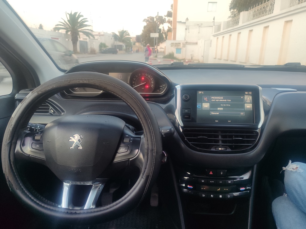 Bab Bhar Bab Bhar Peugeot 208 Peugeot 208 toutes options