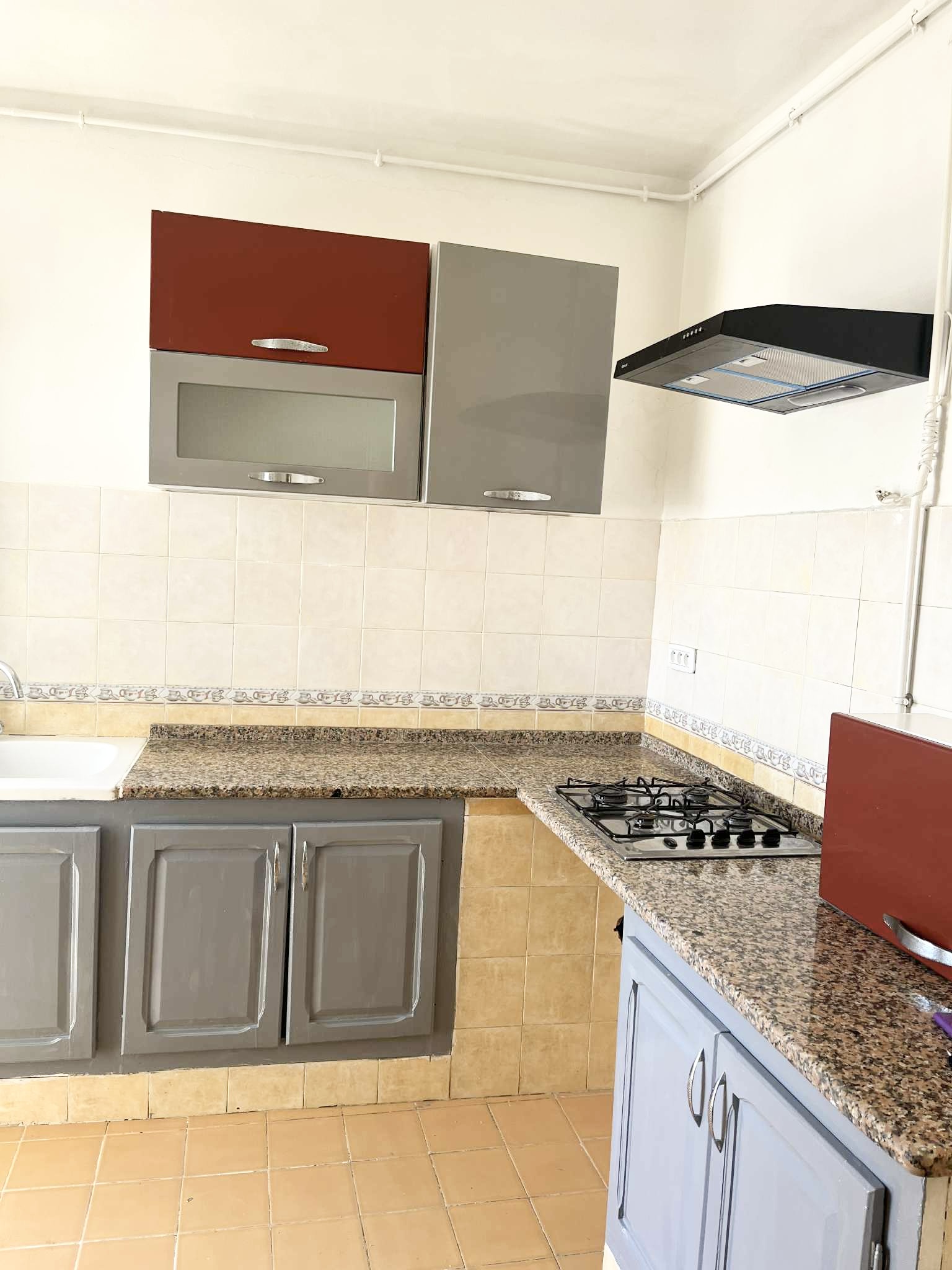 Raoued Ariana Essoughra Location Appart. 3 pices Appartement au 2eme etage a cite sahafa