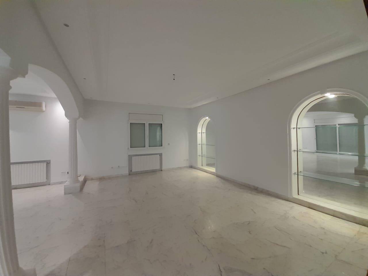 La Marsa Gammart Location Maisons Villa haut standing  gammarth suprieur