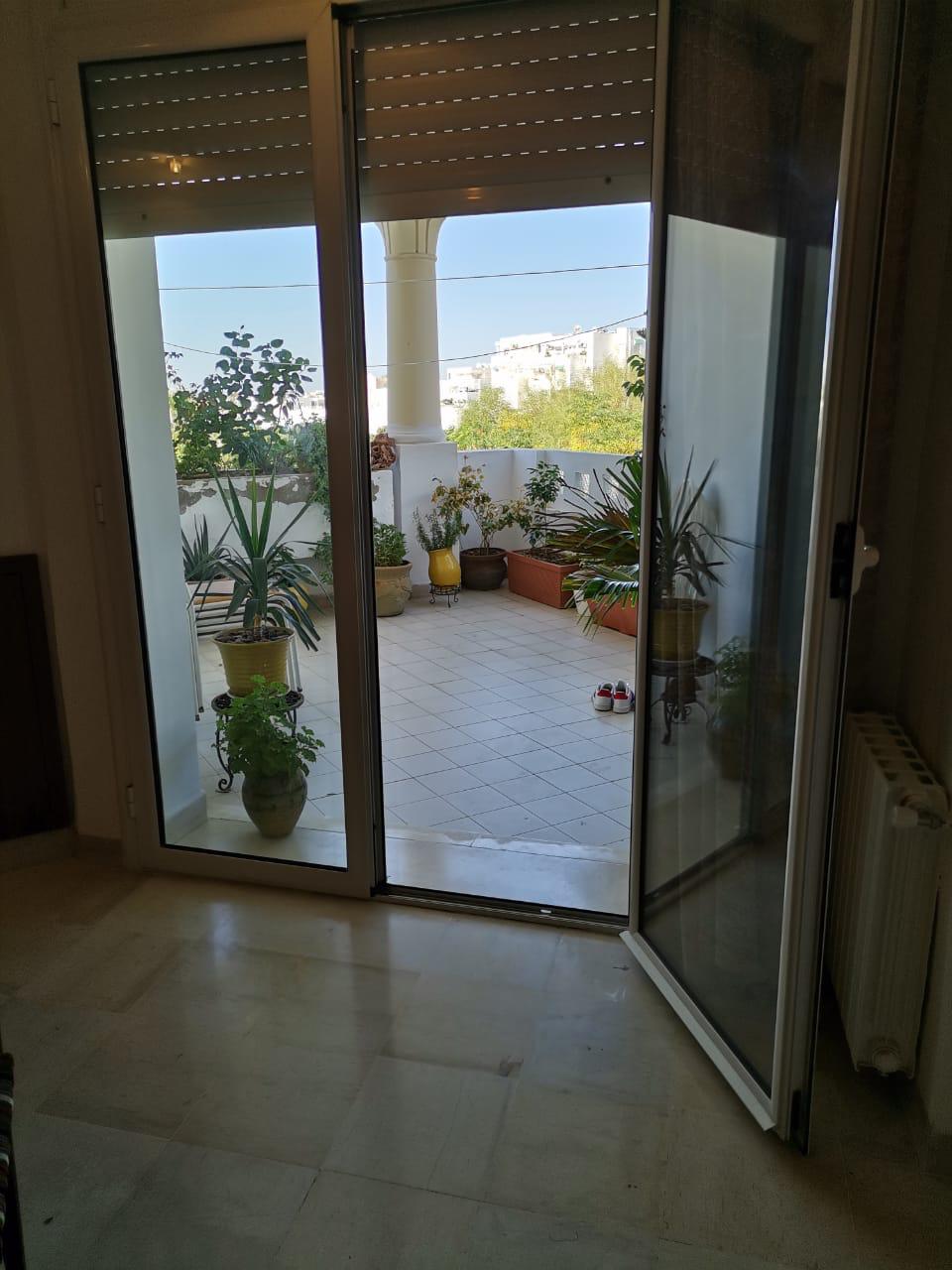 La Soukra Borj Louzir Vente Appart. 4 pices Appartement