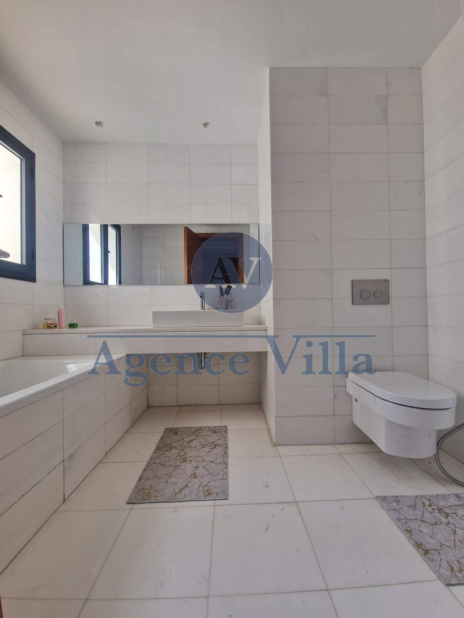 La Marsa Berge Du Lac Location Duplex Un duplex s3 haut standing au lac 2