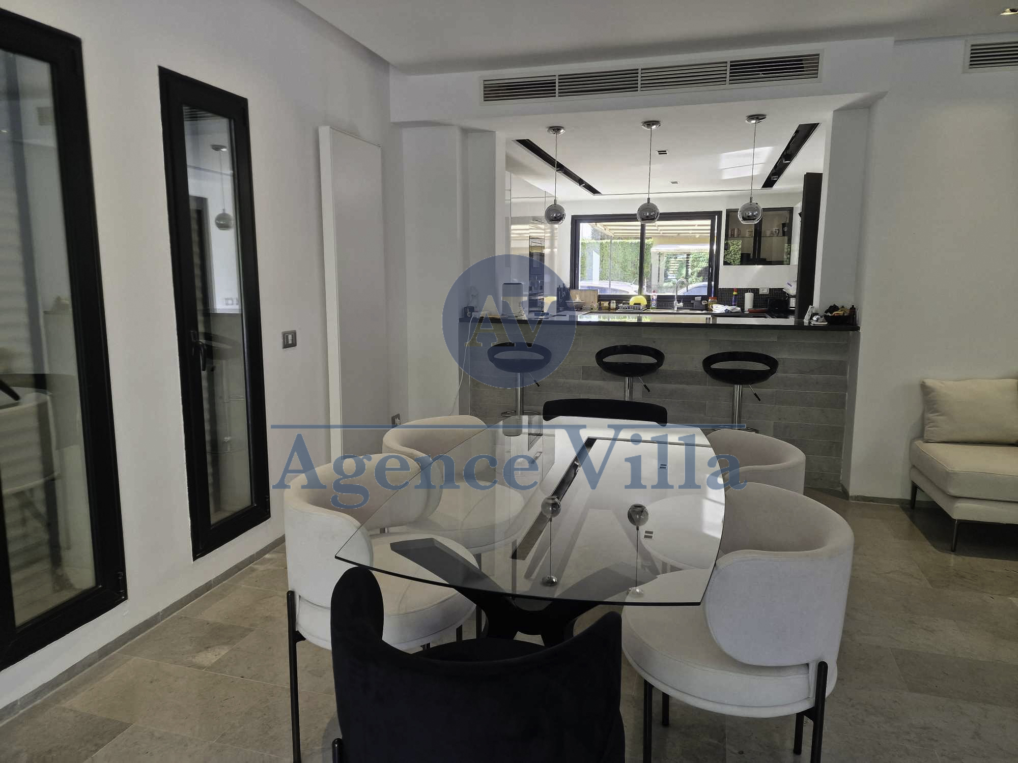 La Soukra La Soukra Location Duplex Un duplex indpendant avec piscine  la soukra