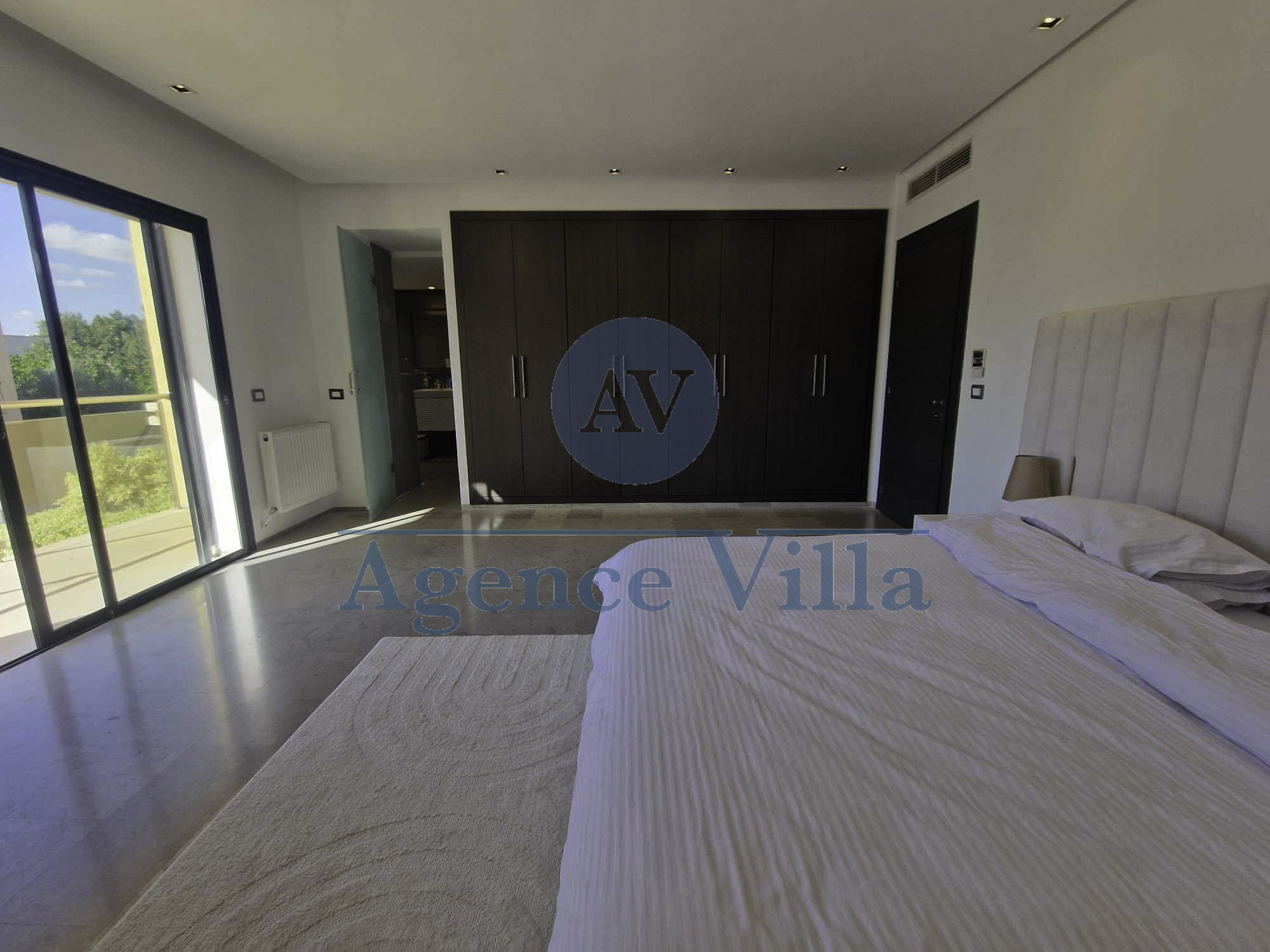 La Soukra La Soukra Location Duplex Un duplex indpendant avec piscine  la soukra