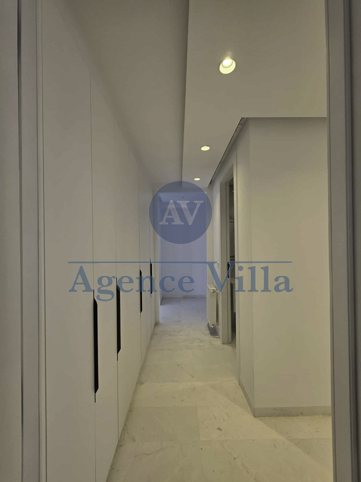 Ain Zaghouan Jardins de Carthage Location Appart. 4 pices Un appartement s3 neuf aux jardins de carthage