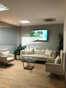 Cite El Khadra Zone urbaine nord Bureaux & Commerces Bureau Bureau en 6 espaces220mcunifcu210