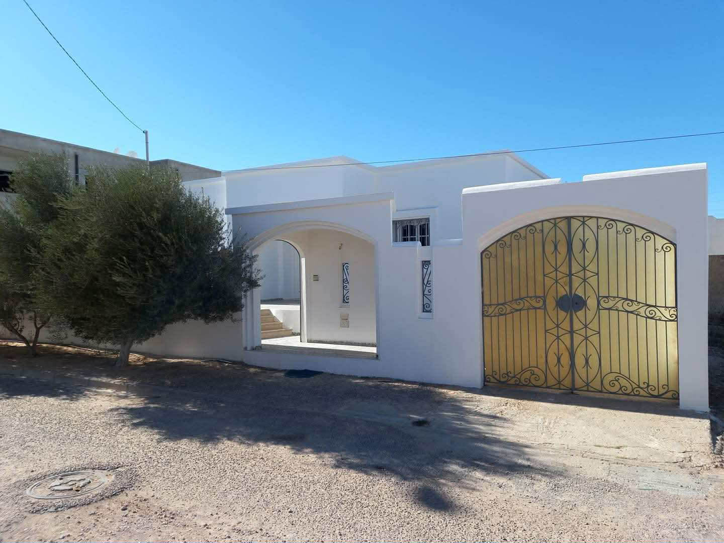 Djerba - Houmet Essouk Djerba  Location Maisons Superbe villa avec place de parking et jardin