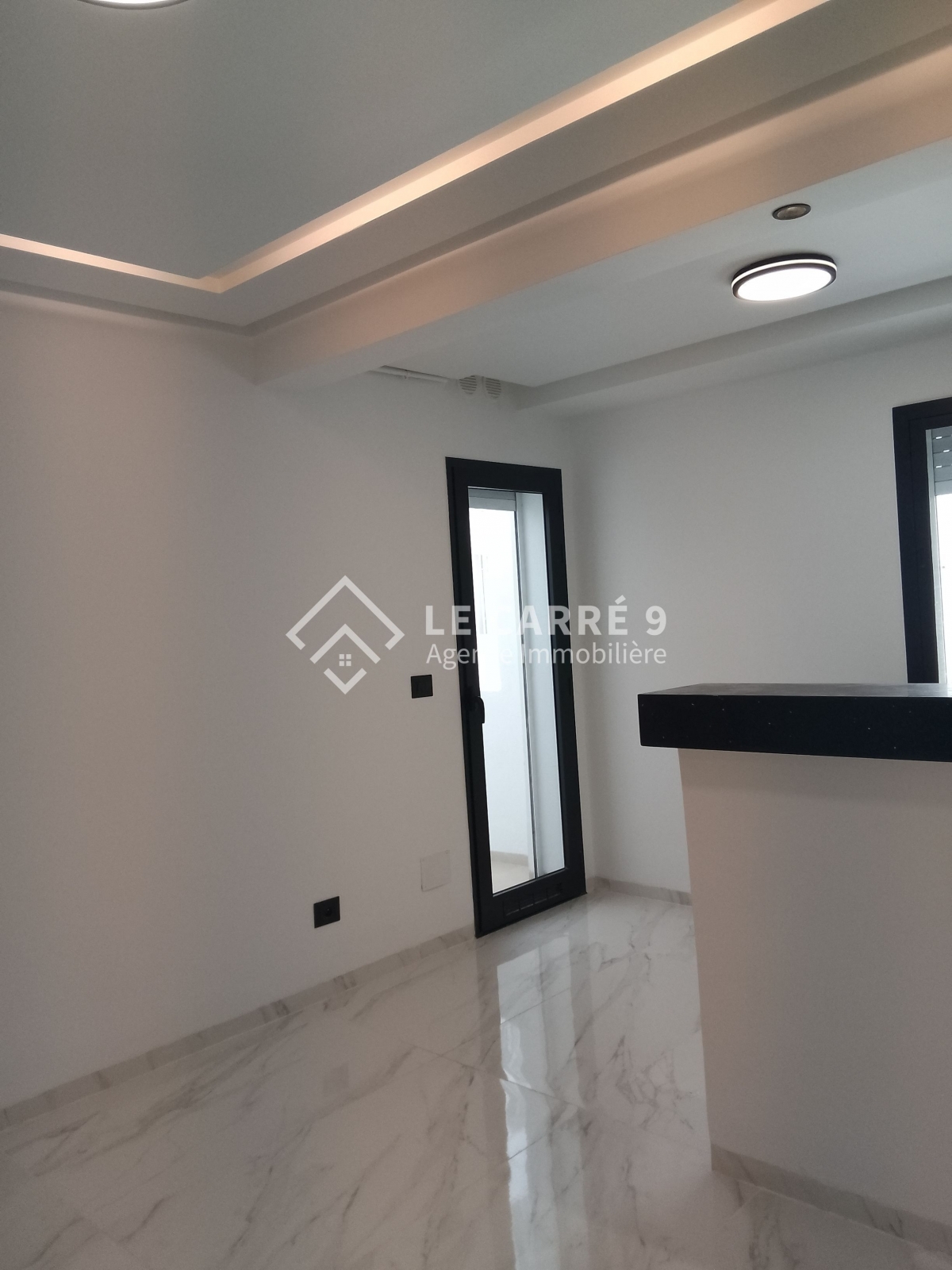 La Marsa El Aouina Location Appart. 2 pices Un s1 neuf  cit les palmeraies