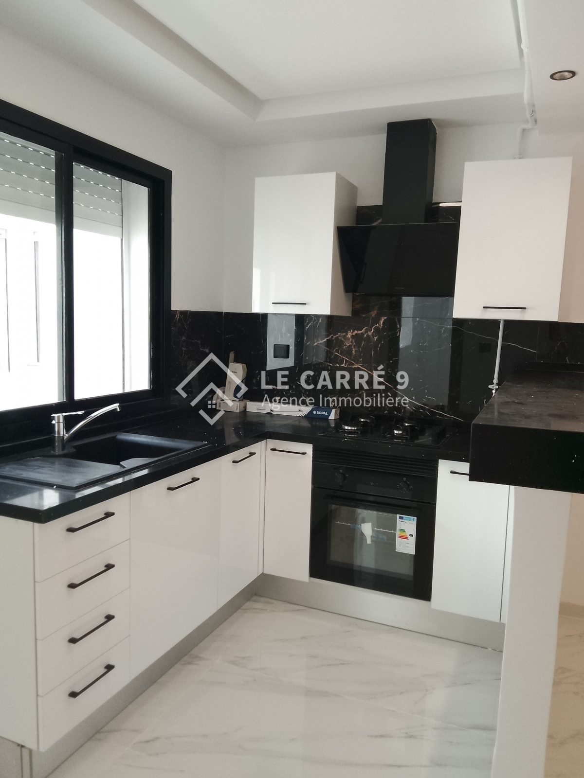 La Marsa El Aouina Location Appart. 2 pices Un s1 neuf  cit les palmeraies